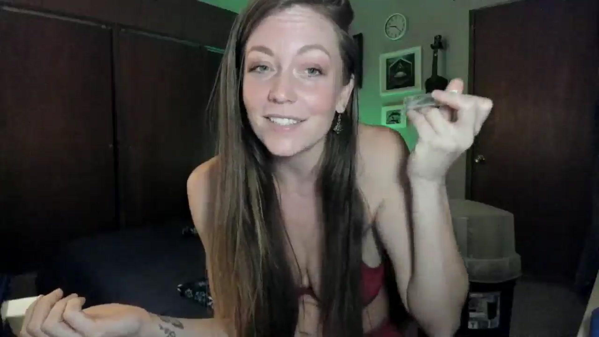 Gallery image thumbnail from KennaKind's myfreecams stream on, 12/08/2025, 04:10 image 10 of 20