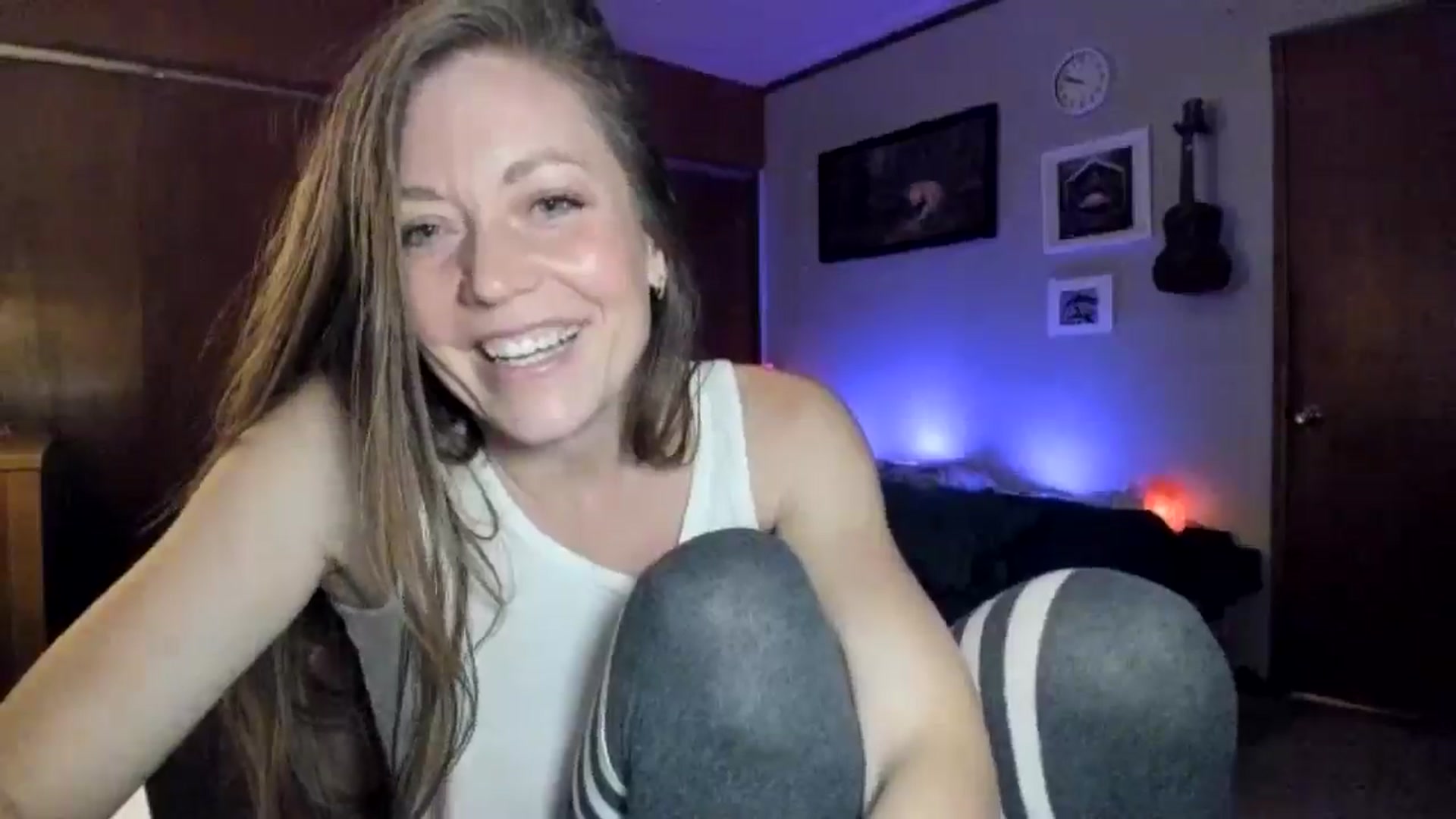 Gallery image thumbnail from KennaKind's myfreecams stream on, 12/15/2025, 04:11 image 9 of 20