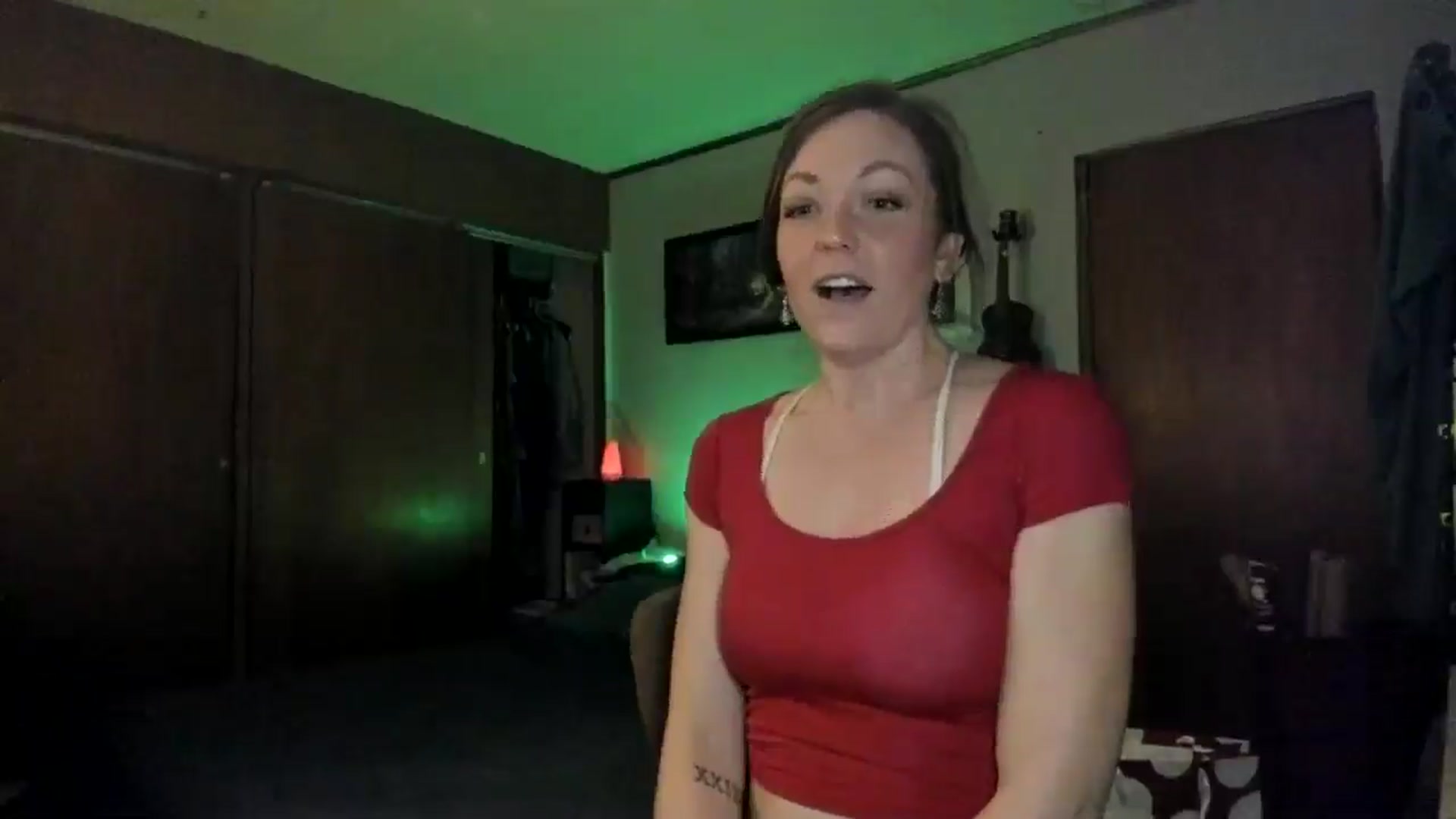 Gallery image thumbnail from KennaKind's myfreecams stream on, 12/21/2025, 04:13 image 4 of 20