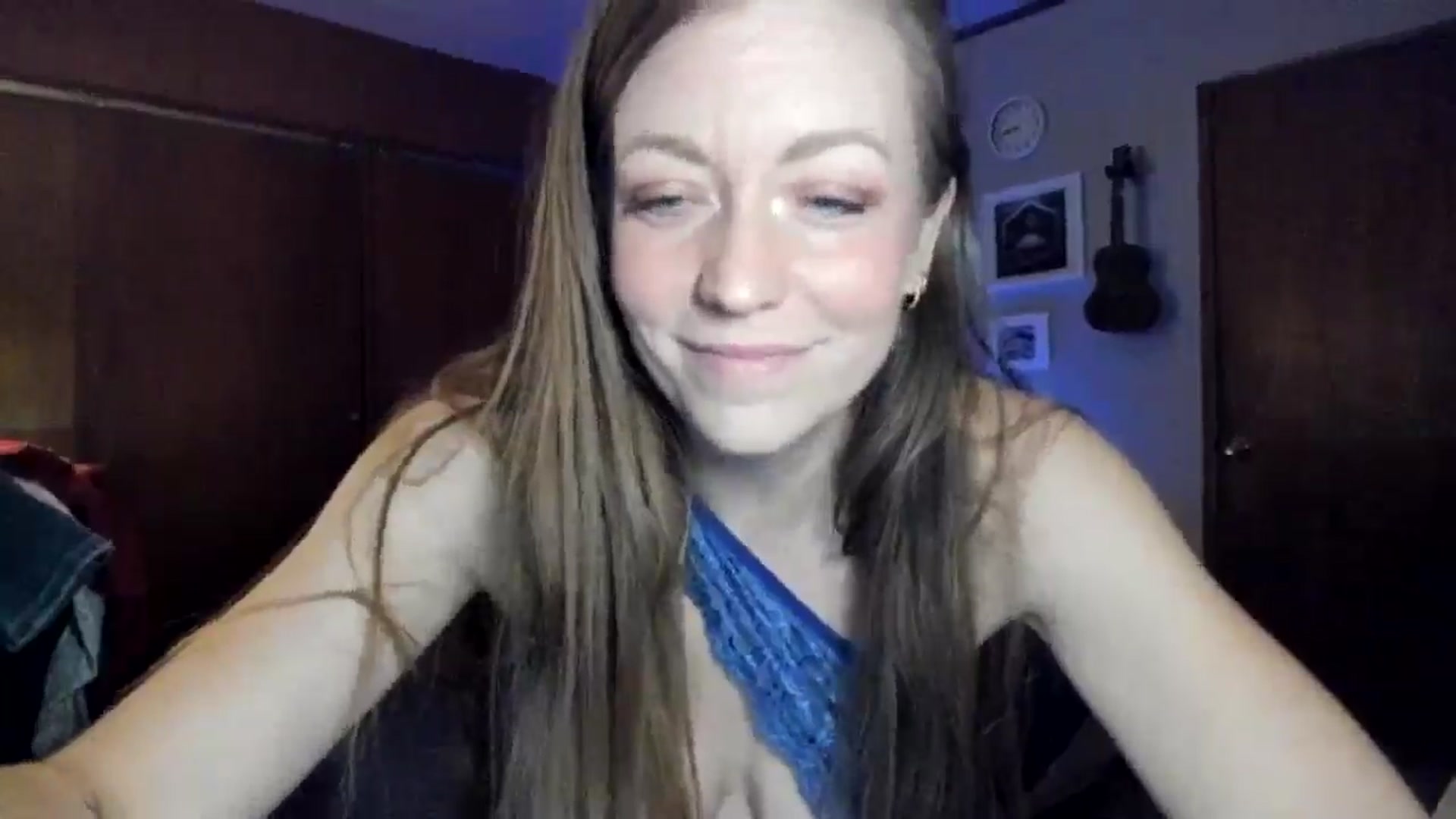 Gallery image thumbnail from KennaKind's myfreecams stream on, 12/29/2025, 02:44 image 20 of 20