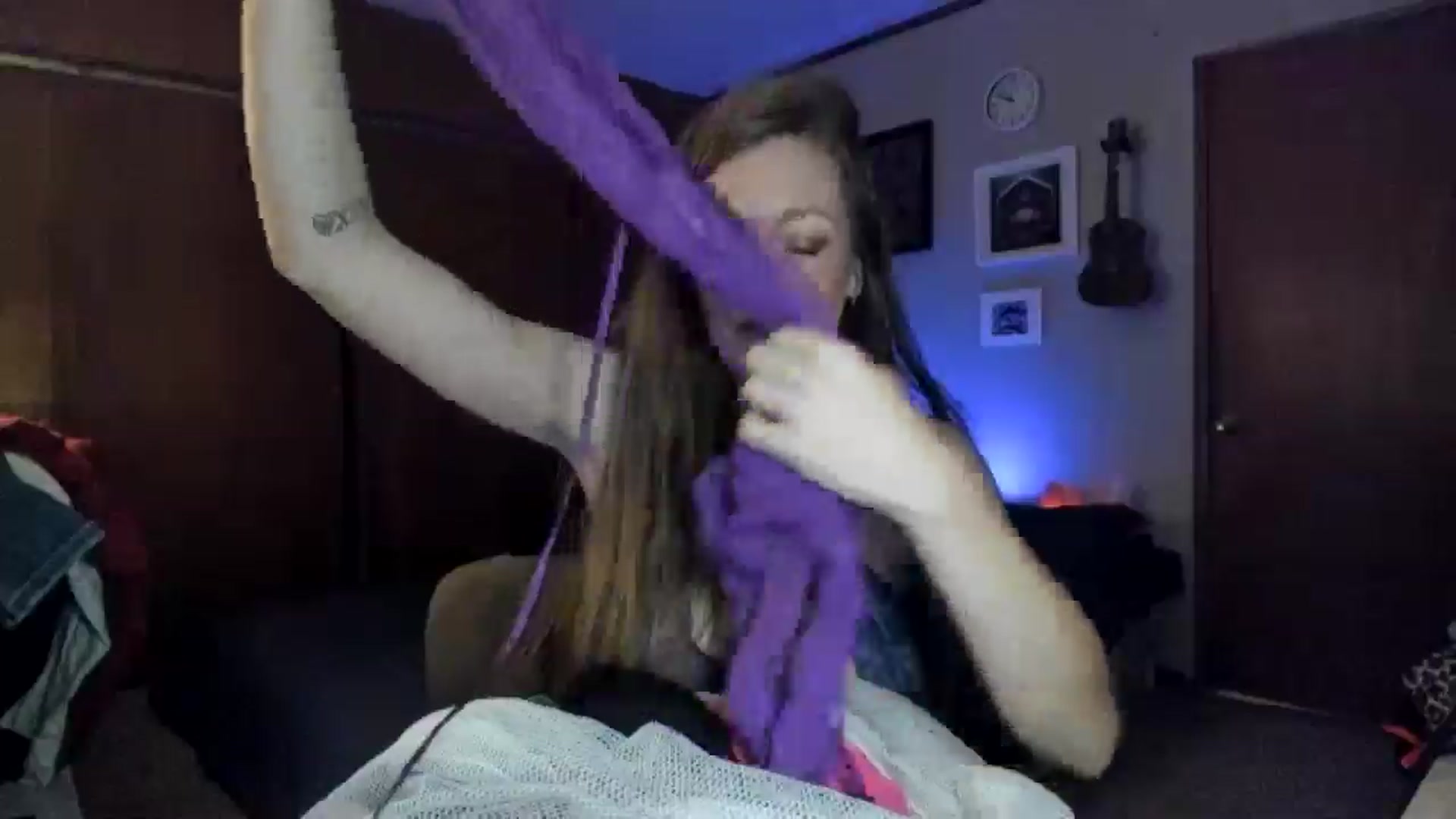 Gallery image thumbnail from KennaKind's myfreecams stream on, 12/29/2025, 04:22 image 15 of 20