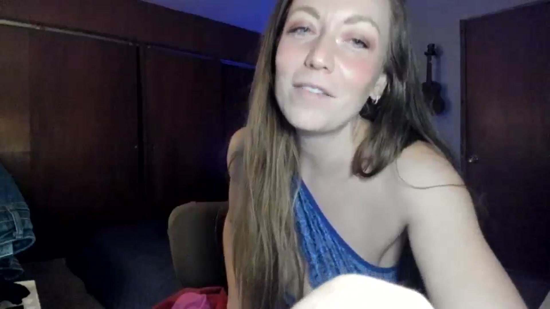 Gallery image thumbnail from KennaKind's myfreecams stream on, 12/29/2025, 04:22 image 18 of 20