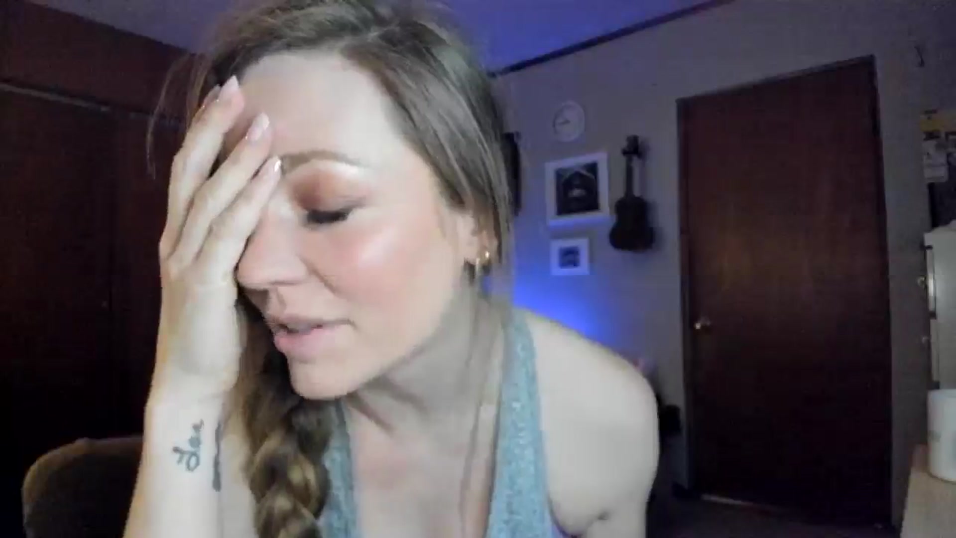 Gallery image thumbnail from KennaKind's myfreecams stream on, 01/02/2026, 04:06 image 2 of 20