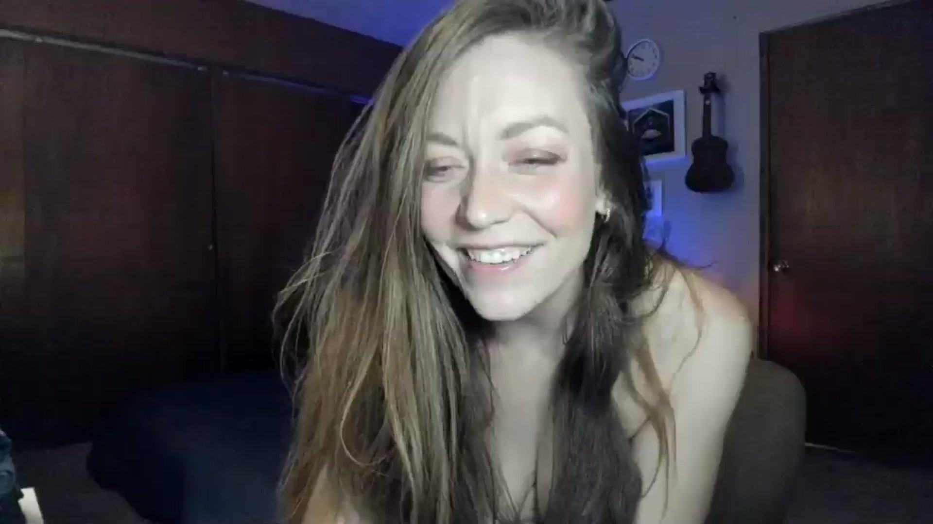 Gallery image thumbnail from KennaKind's myfreecams stream on, 01/04/2026, 04:29 image 14 of 20