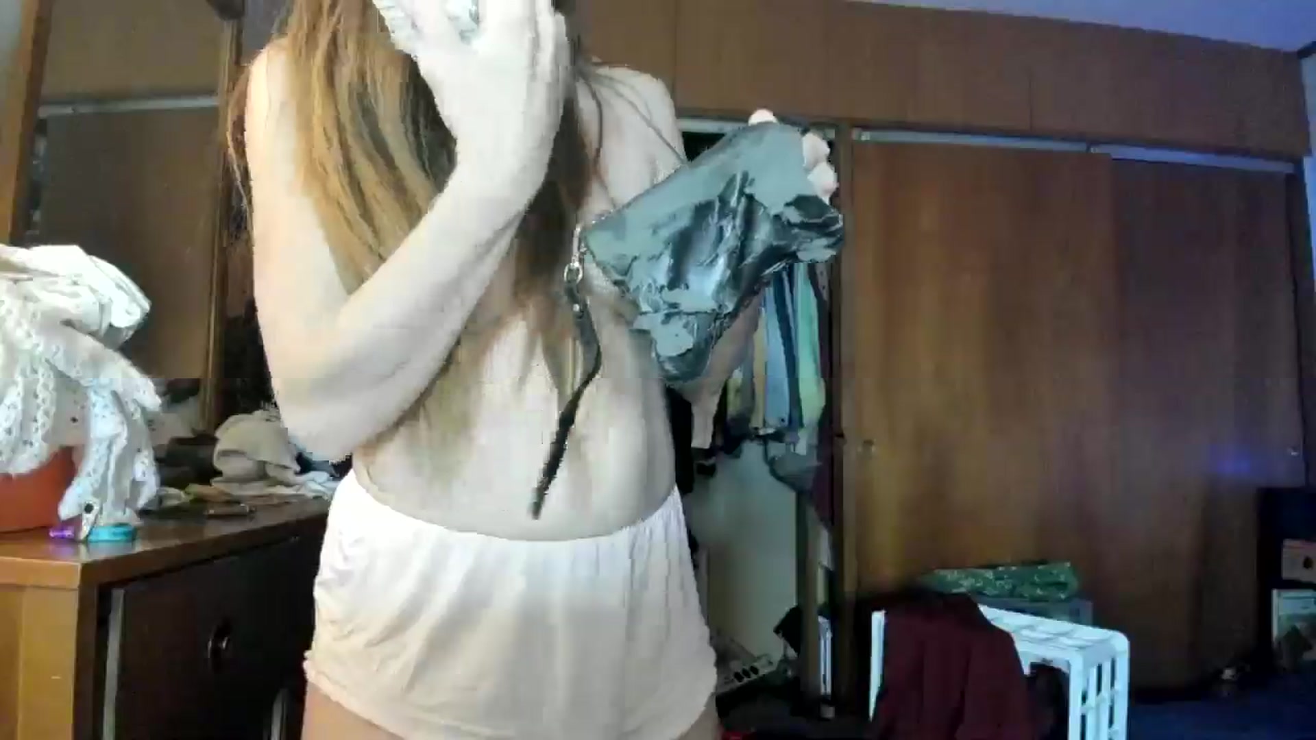 Gallery image thumbnail from KennaKind's myfreecams stream on, 01/05/2026, 03:40 image 17 of 20