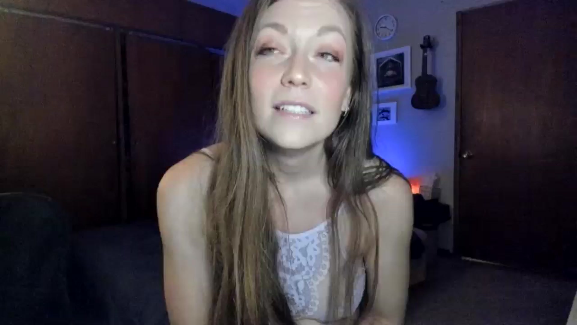 Gallery image thumbnail from KennaKind's myfreecams stream on, 01/18/2026, 04:15 image 6 of 20
