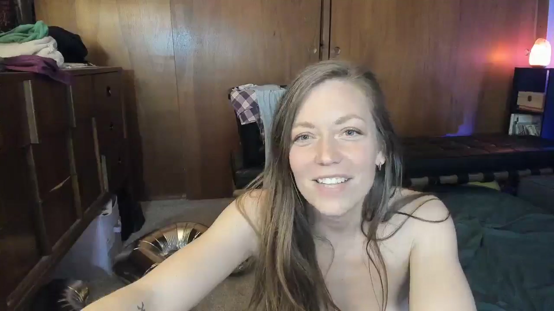 Gallery image thumbnail from KennaKind's myfreecams stream on, 04/10/2026, 02:44 image 6 of 20