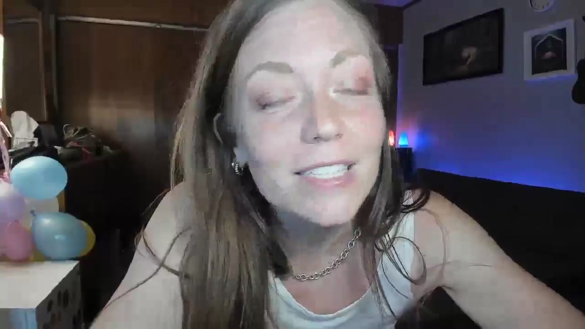 Gallery image thumbnail from KennaKind's myfreecams stream on, 05/08/2026, 02:46 image 7 of 20