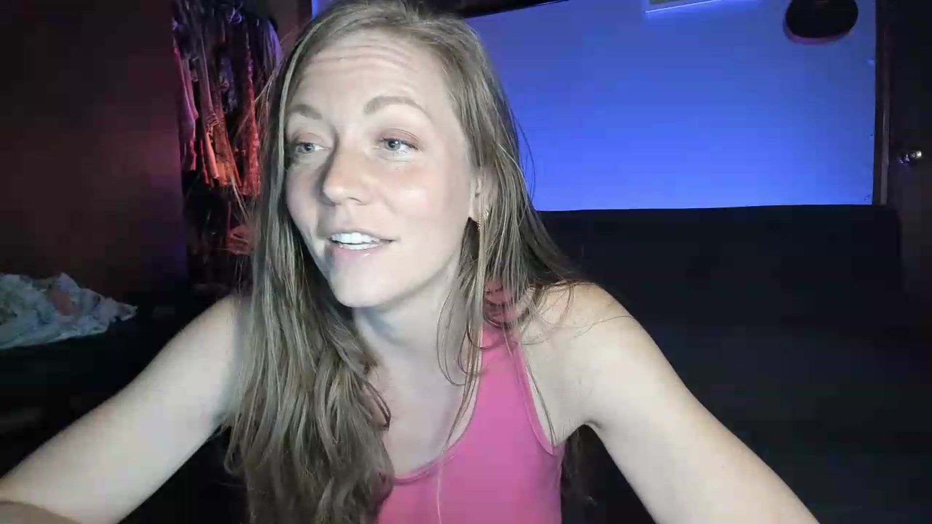 Gallery image thumbnail from KennaKind's myfreecams stream on, 05/29/2026, 03:36 image 19 of 20
