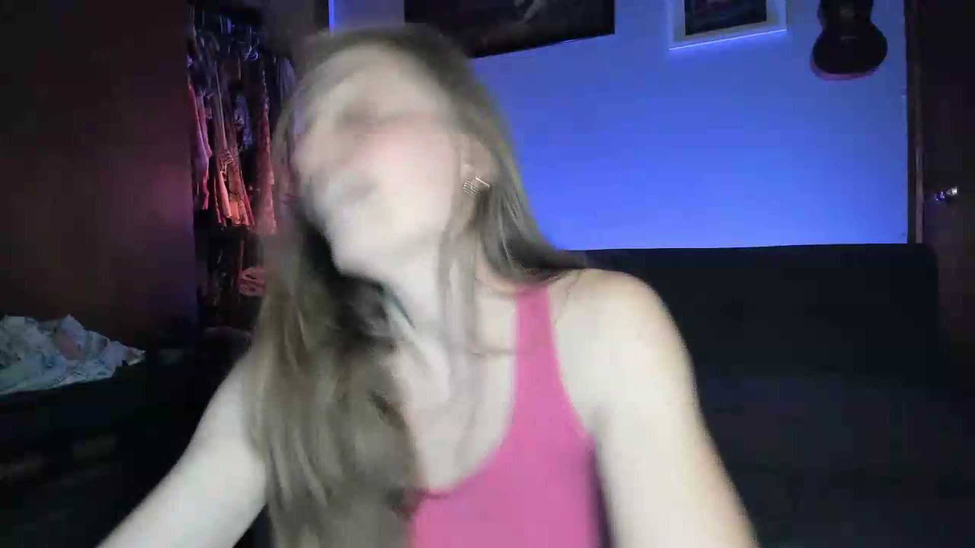 Gallery image thumbnail from KennaKind's myfreecams stream on, 05/29/2026, 03:36 image 14 of 20