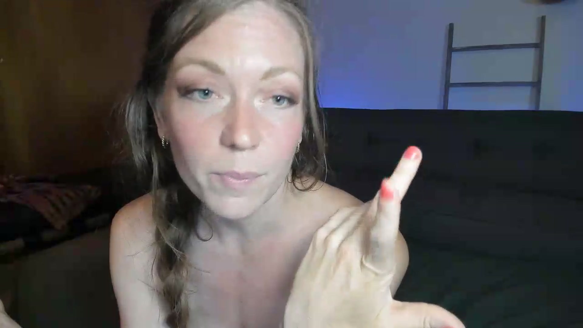Gallery image thumbnail from KennaKind's myfreecams stream on, 06/28/2026, 03:17 image 8 of 20