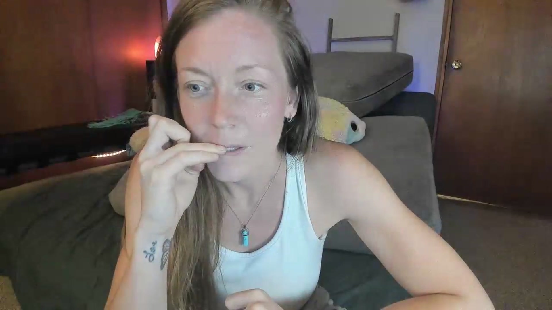 Gallery image thumbnail from KennaKind's myfreecams stream on, 07/19/2026, 02:56 image 13 of 20