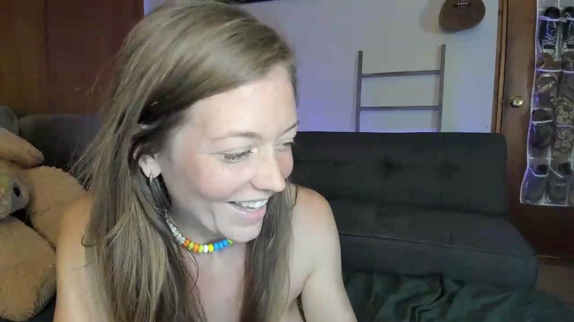 Gallery image thumbnail from KennaKind's myfreecams stream on, 07/31/2026, 03:09 image 17 of 20