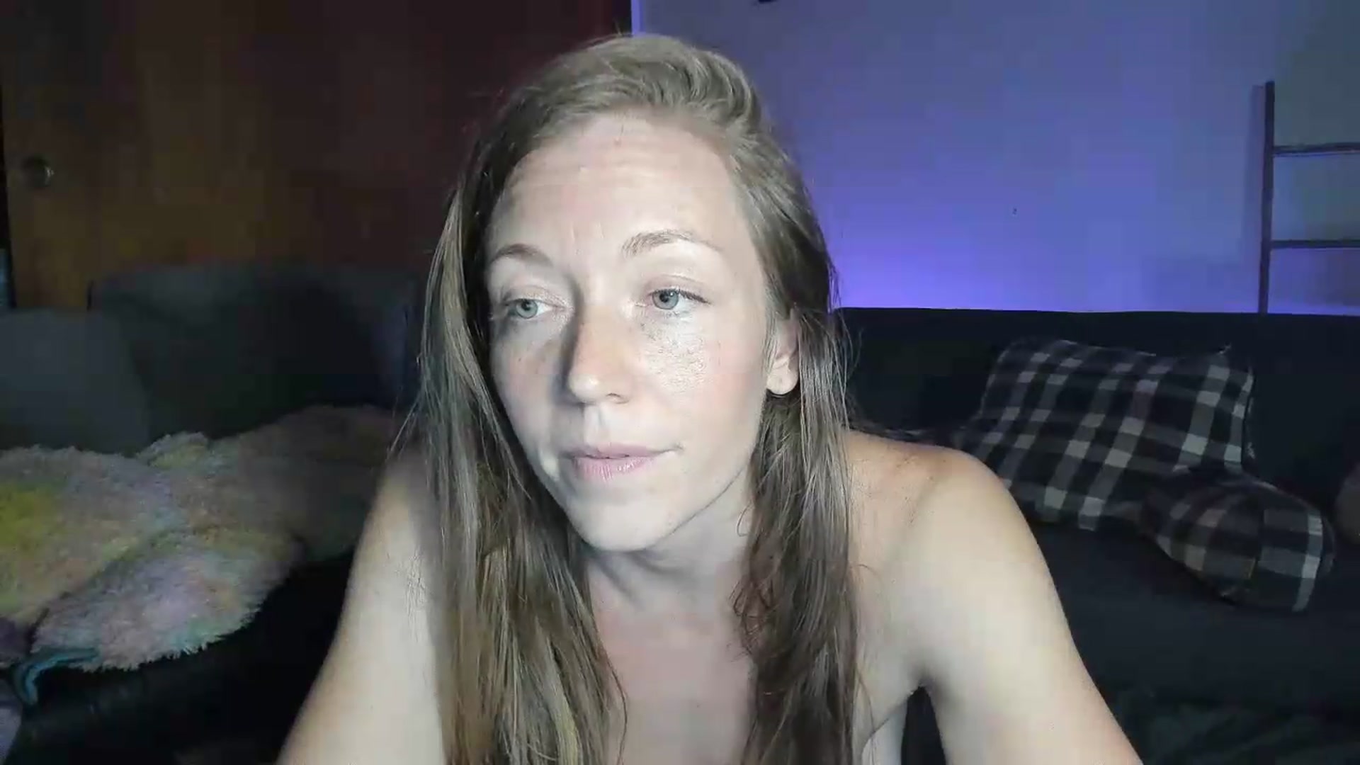 Gallery image thumbnail from KennaKind's myfreecams stream on, 08/02/2026, 03:18 image 15 of 20
