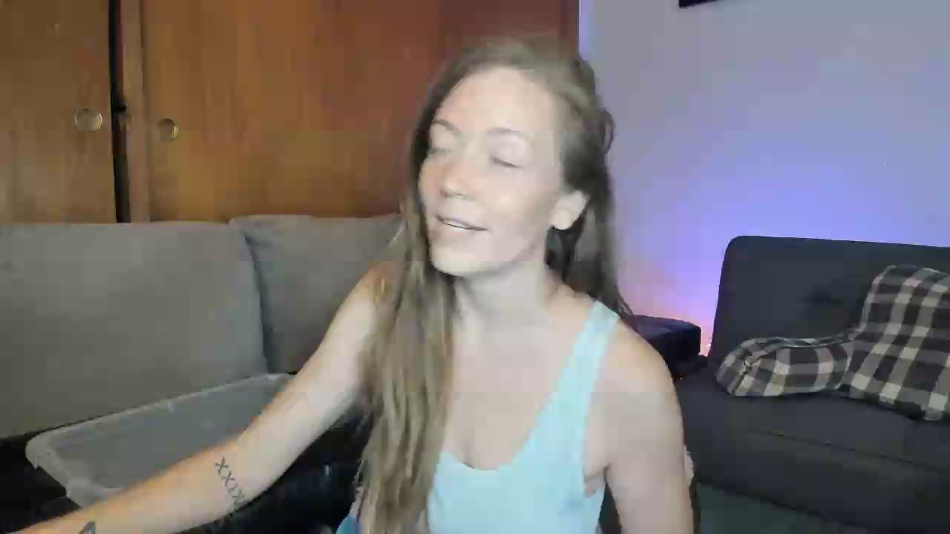Gallery image thumbnail from KennaKind's myfreecams stream on, 08/03/2026, 03:08 image 1 of 20
