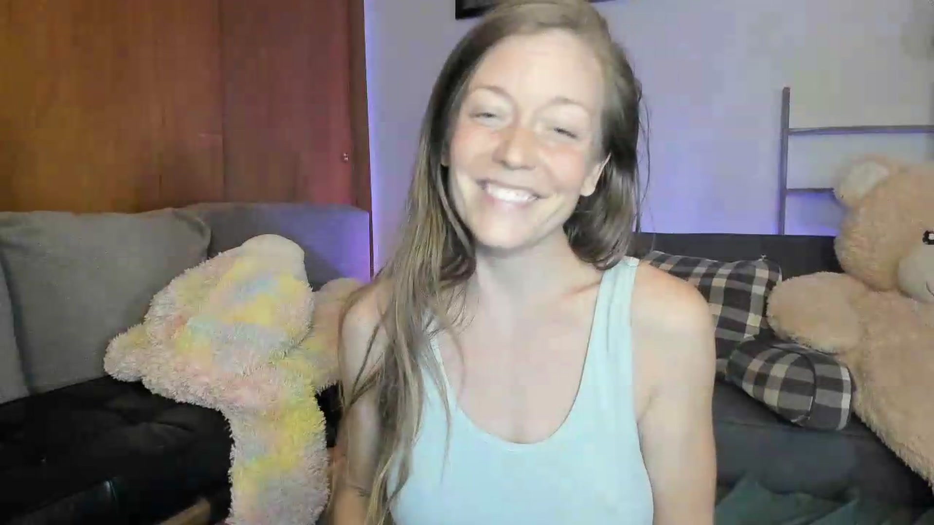 Gallery image thumbnail from KennaKind's myfreecams stream on, 08/03/2026, 03:08 image 8 of 20