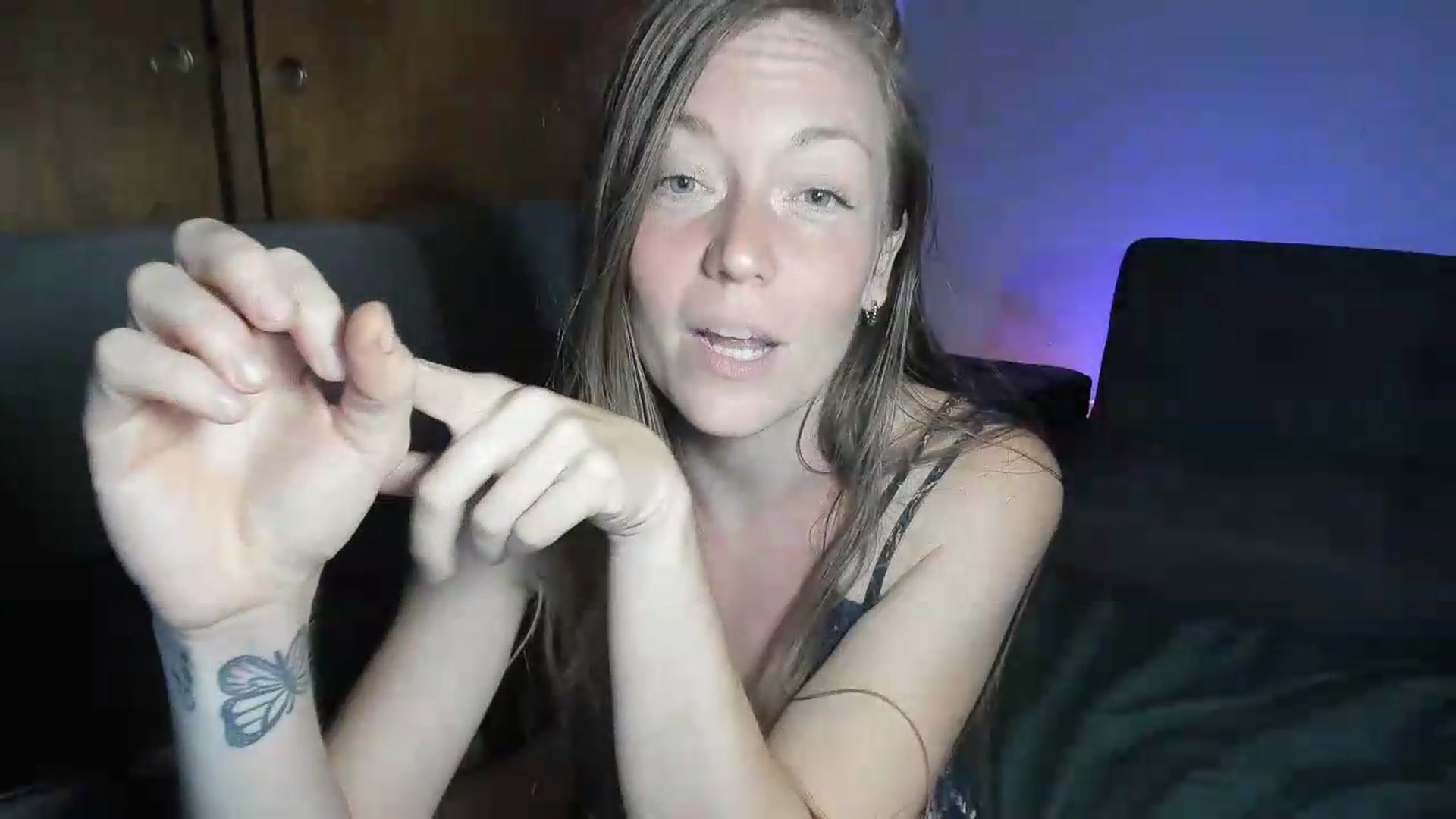 Gallery image thumbnail from KennaKind's myfreecams stream on, 08/07/2026, 03:14 image 8 of 20