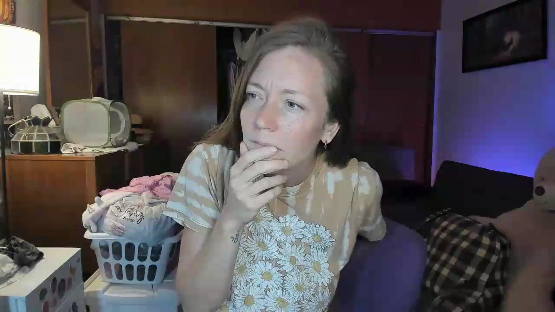 Gallery image thumbnail from KennaKind's myfreecams stream on, 08/14/2026, 03:20 image 19 of 20