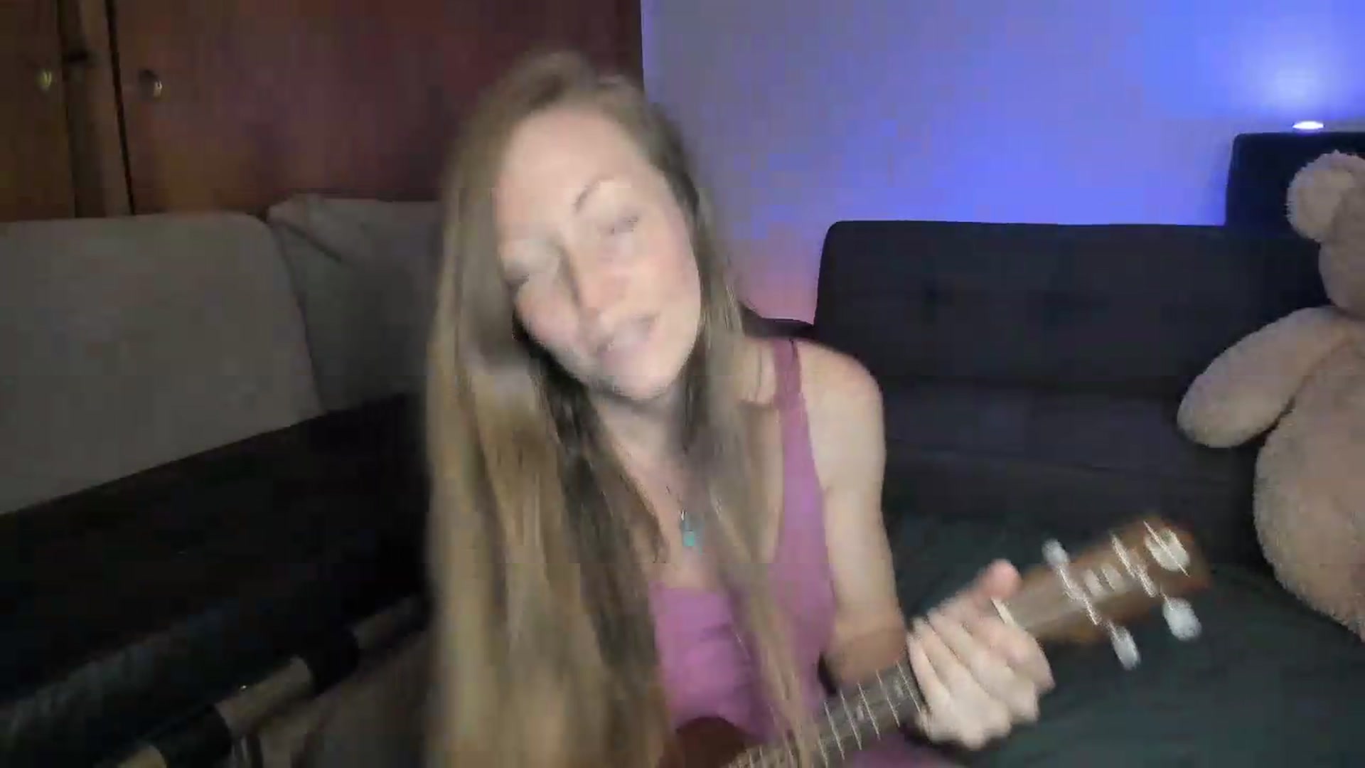 Gallery image thumbnail from KennaKind's myfreecams stream on, 08/21/2026, 03:16 image 5 of 20