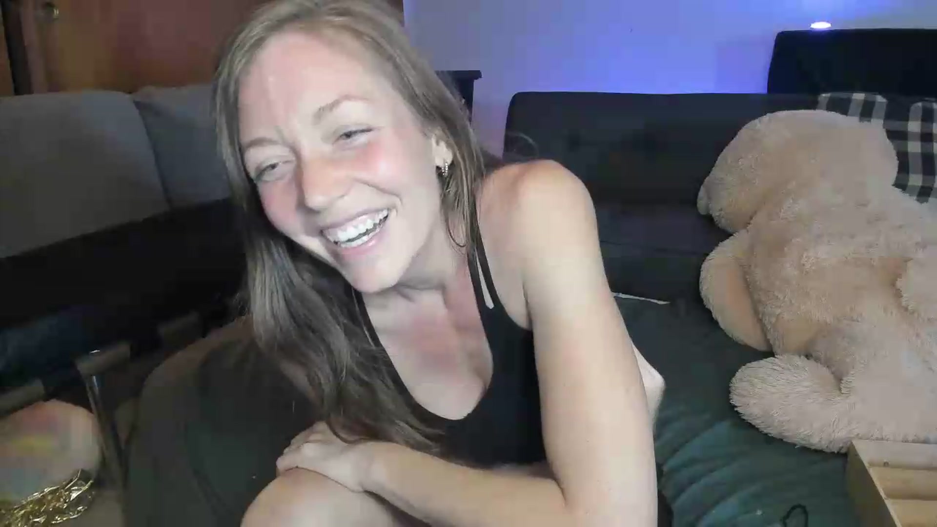 Gallery image thumbnail from KennaXX's myfreecams stream on, 09/07/2026, 03:12 image 15 of 20