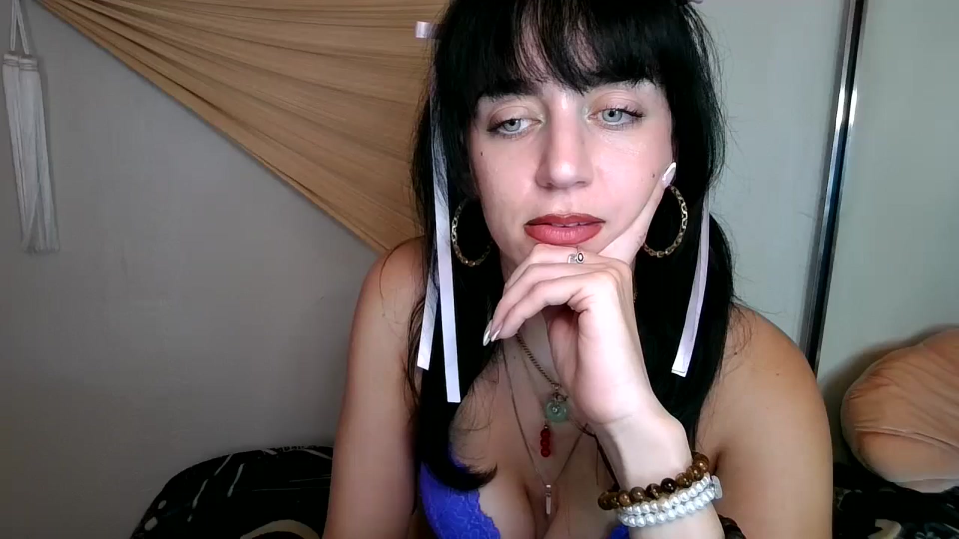 Gallery image thumbnail from Kennedifox's myfreecams stream on, 06/30/2025, 16:52 image 18 of 20