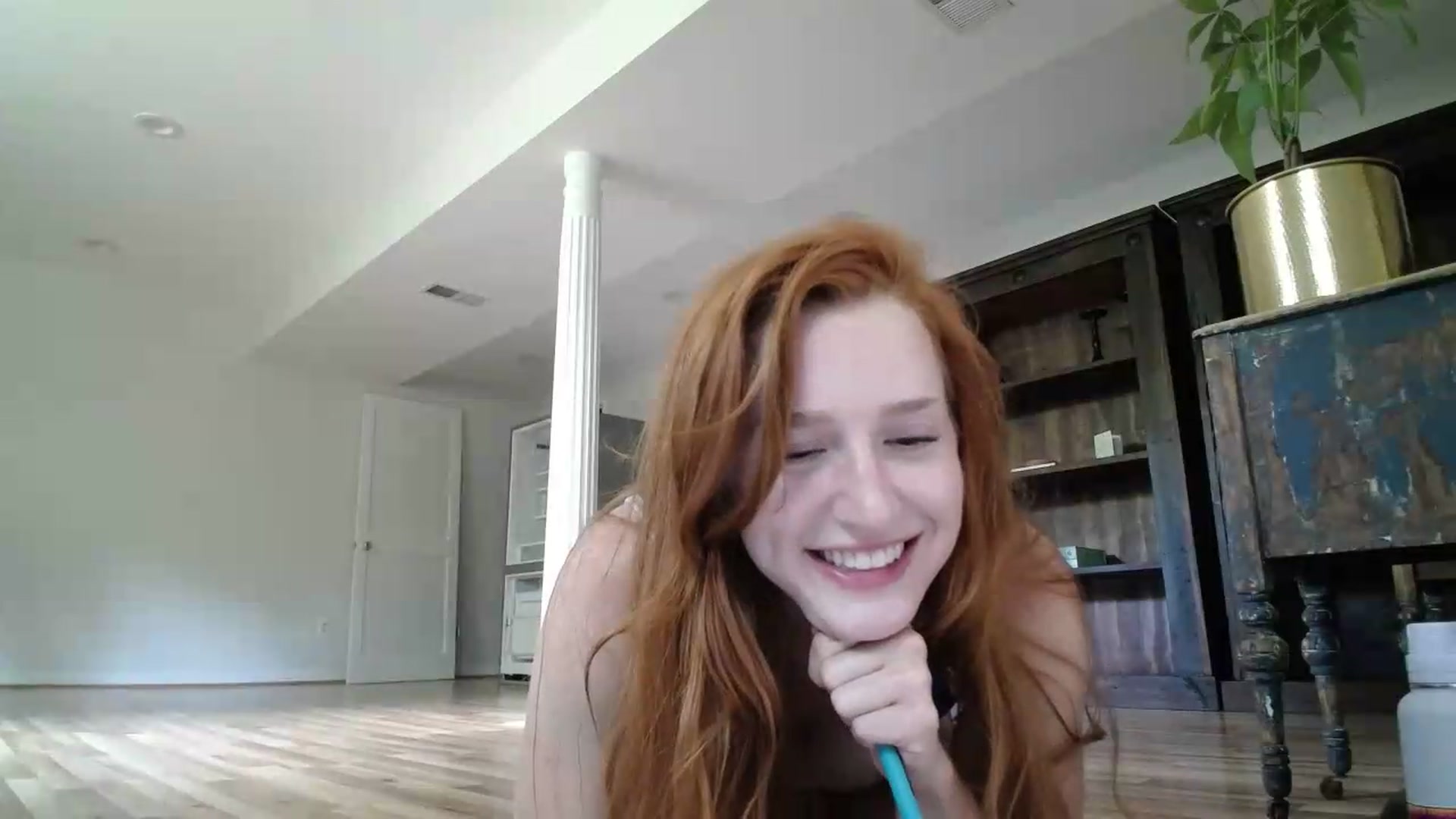 Gallery image thumbnail from KennedyLovee's myfreecams stream on, 07/01/2026, 18:43 image 11 of 20