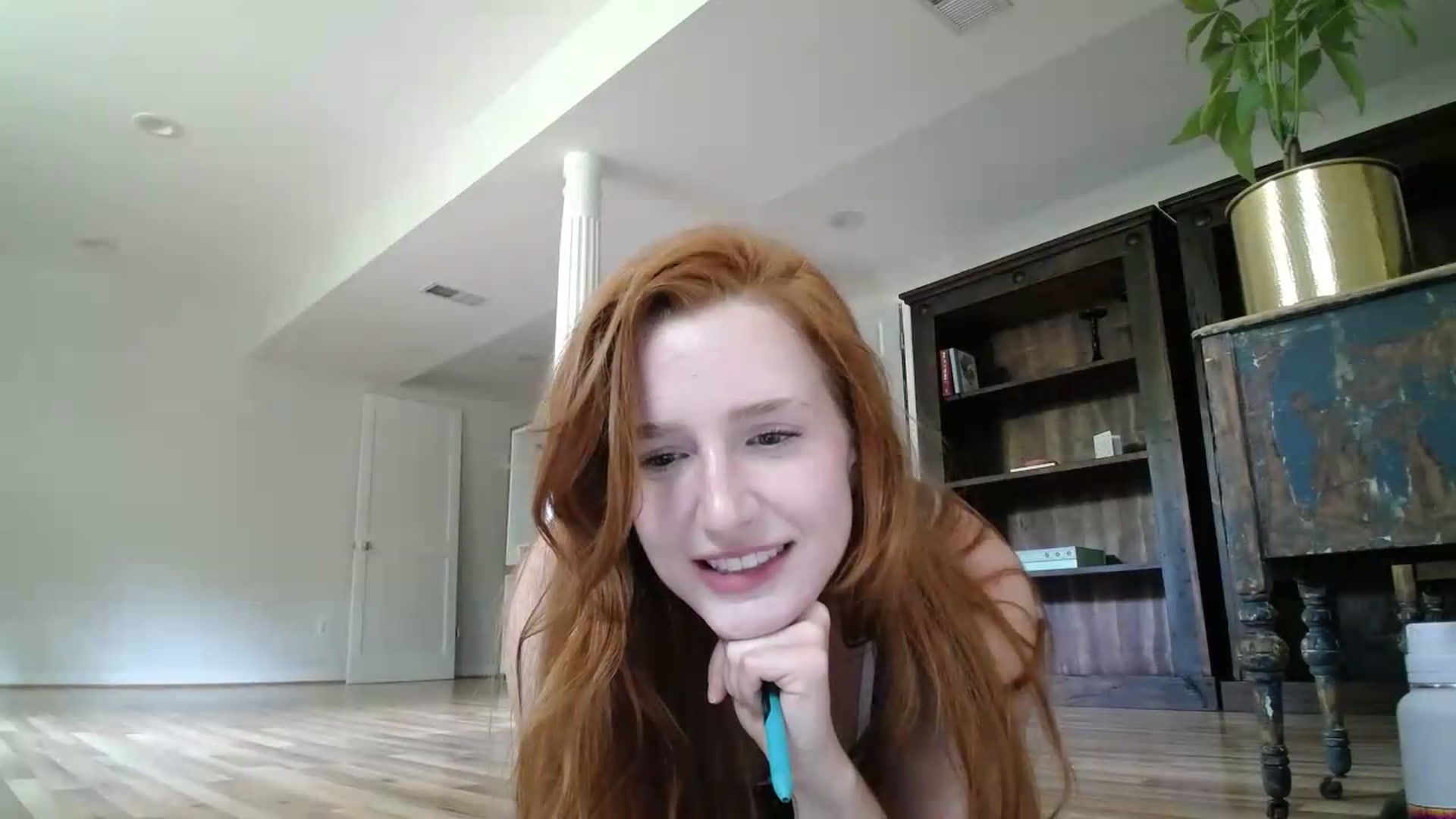 Gallery image thumbnail from KennedyLovee's myfreecams stream on, 07/01/2026, 18:43 image 9 of 20