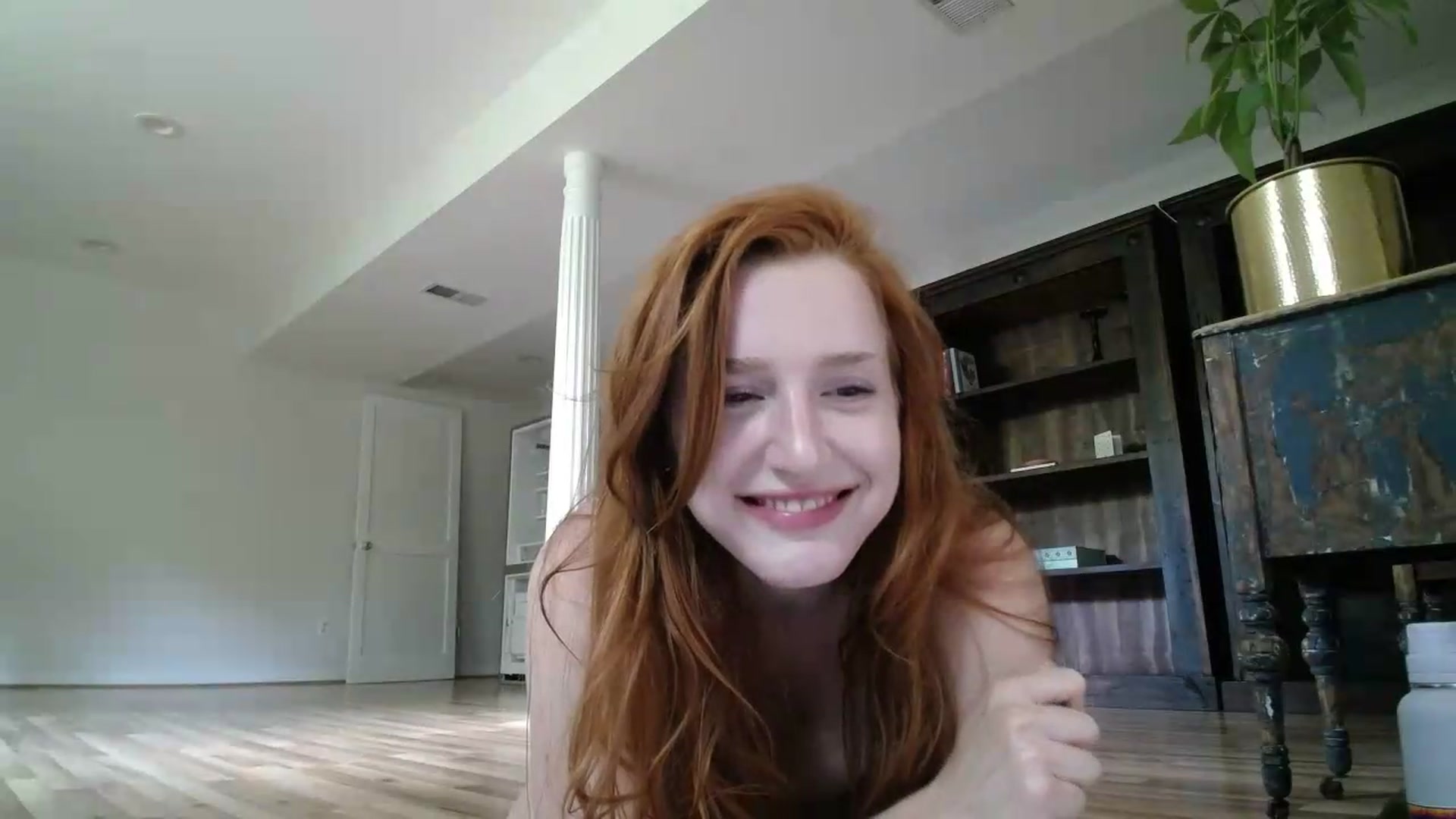 Gallery image thumbnail from KennedyLovee's myfreecams stream on, 07/01/2026, 18:43 image 13 of 20