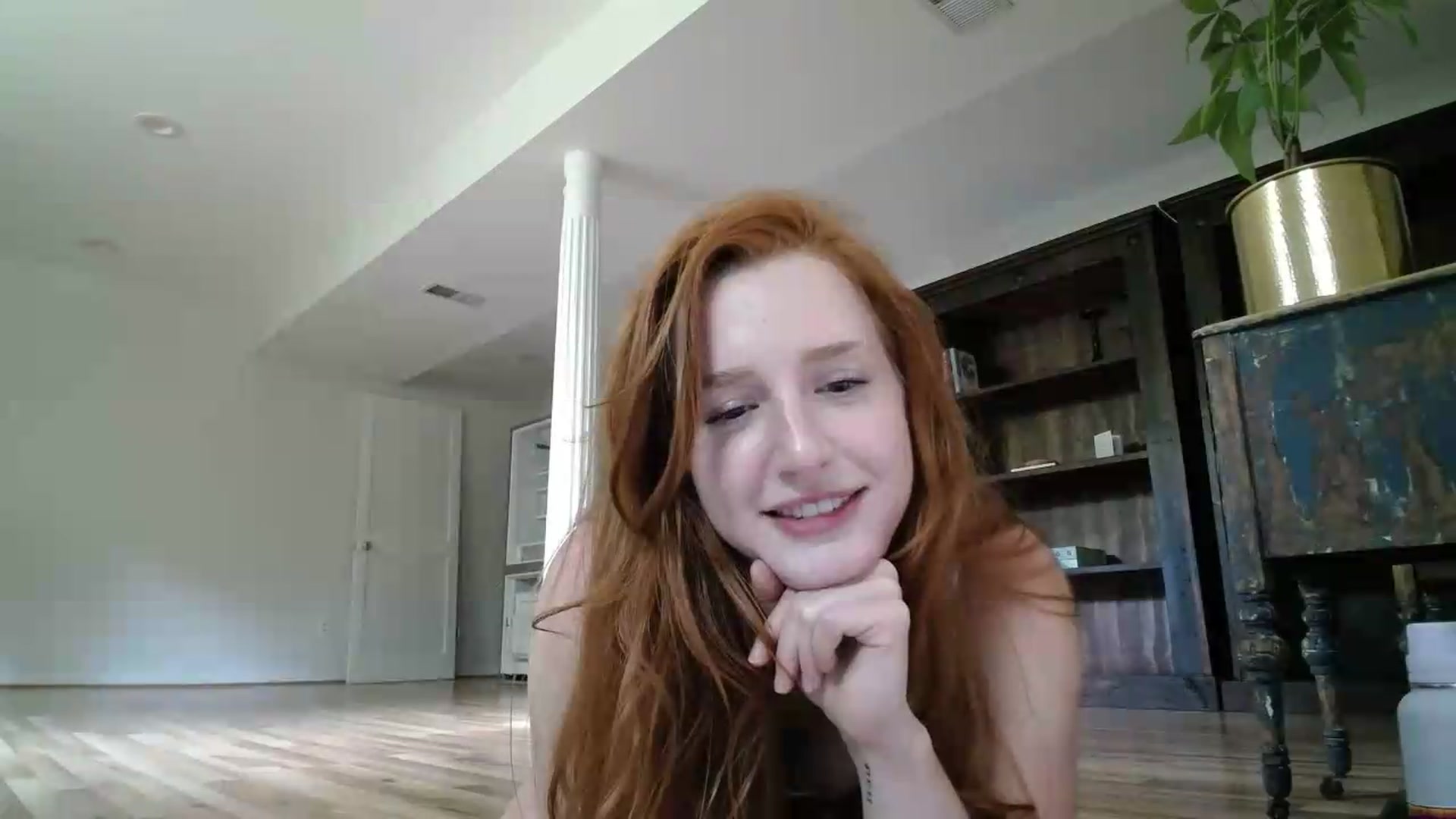 Gallery image thumbnail from KennedyLovee's myfreecams stream on, 07/01/2026, 18:43 image 12 of 20