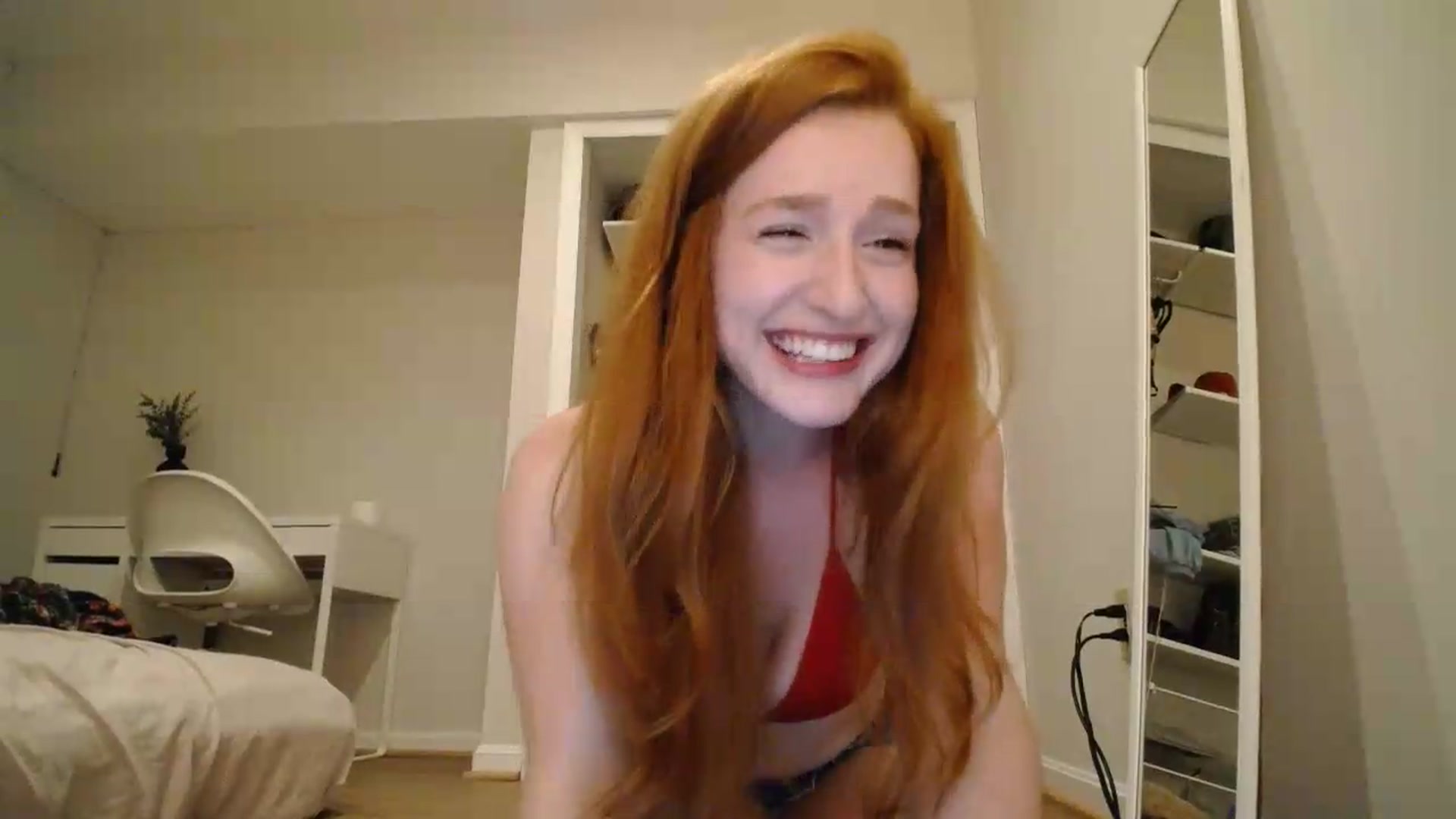 Gallery image thumbnail from KennedyLovee's myfreecams stream on, 07/04/2026, 03:35 image 13 of 20