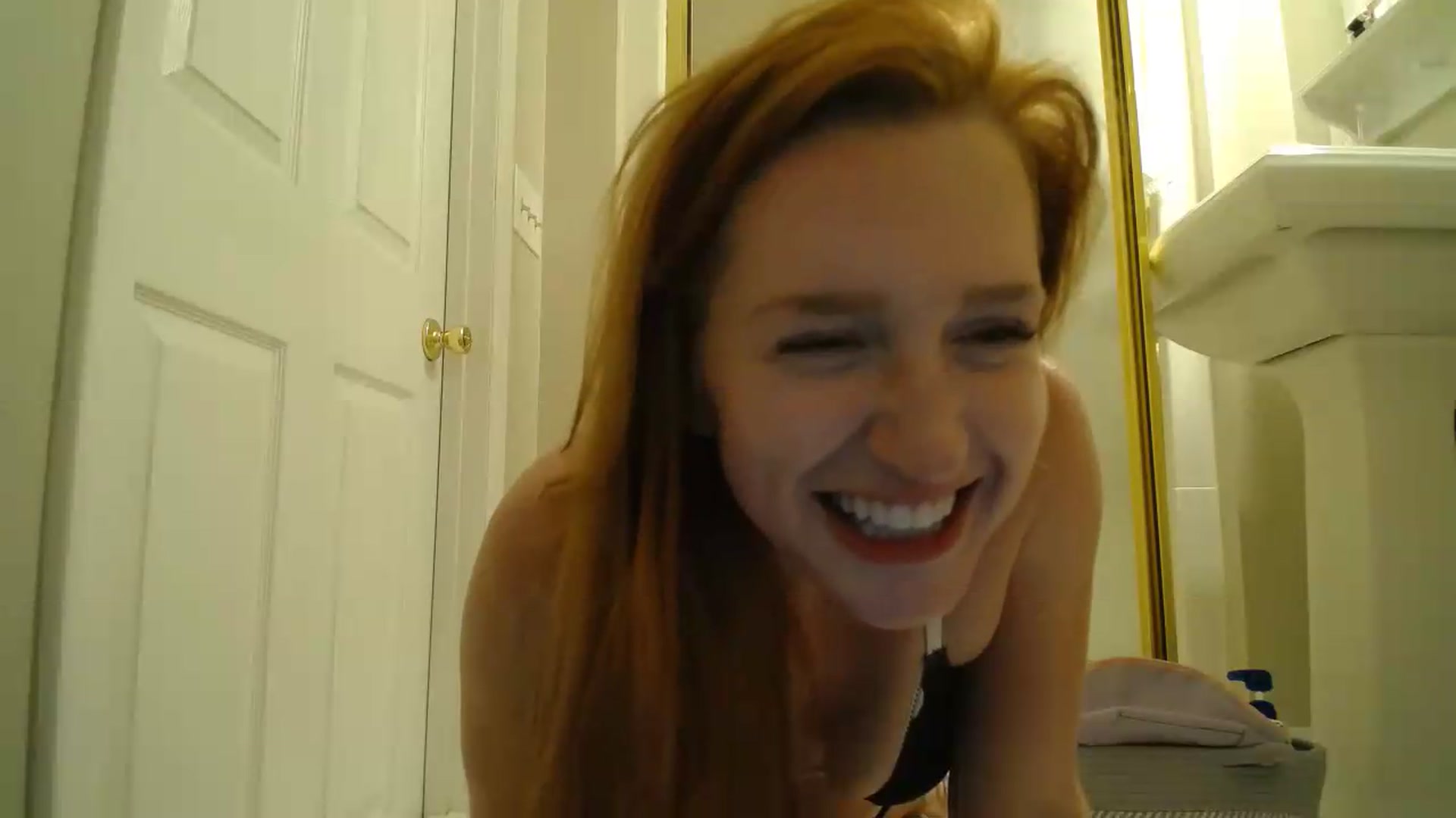 Gallery image thumbnail from KennedyLovee's myfreecams stream on, 07/05/2026, 02:42 image 13 of 20