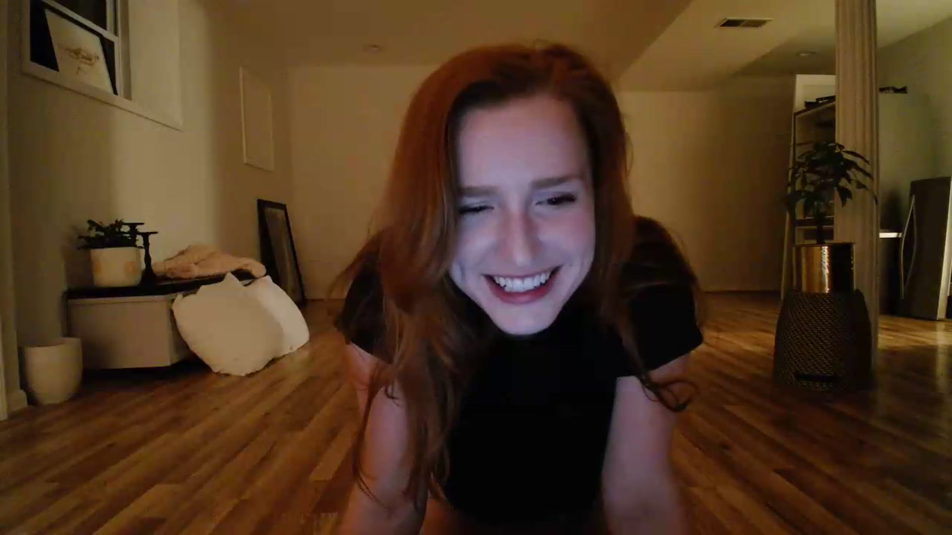 Gallery image thumbnail from KennedyLovee's myfreecams stream on, 07/07/2026, 03:52 image 4 of 20