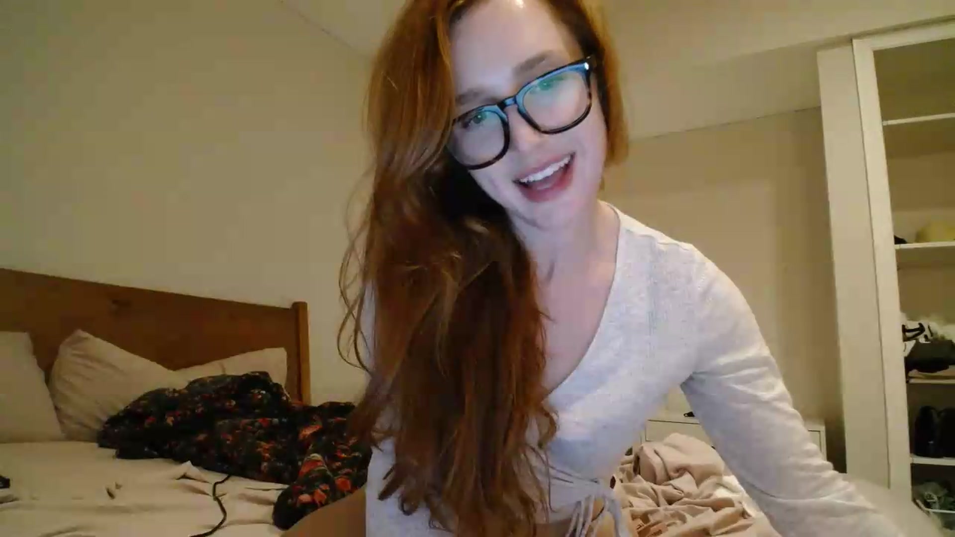 Gallery image thumbnail from KennedyLovee's myfreecams stream on, 07/22/2026, 02:22 image 4 of 20