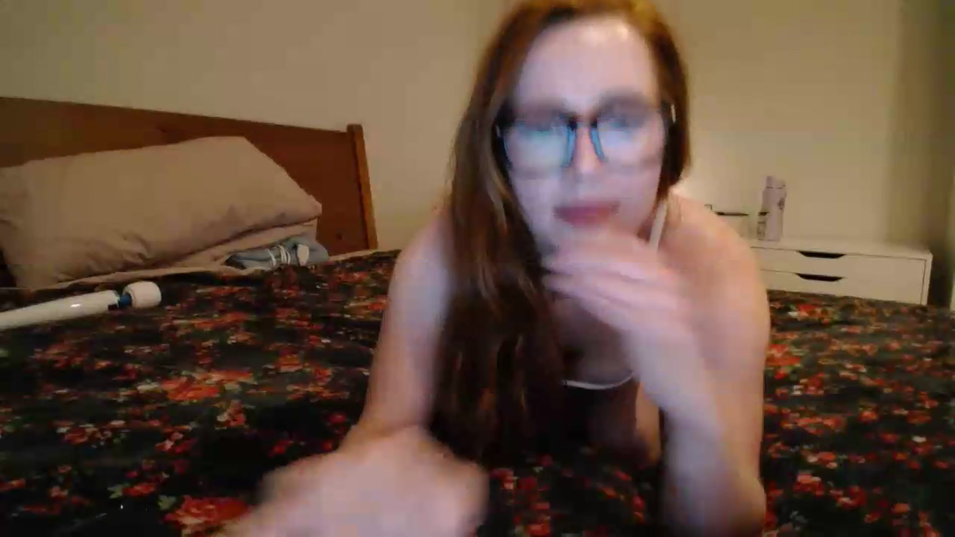 Gallery image thumbnail from KennedyLovee's myfreecams stream on, 07/27/2026, 02:48 image 7 of 20