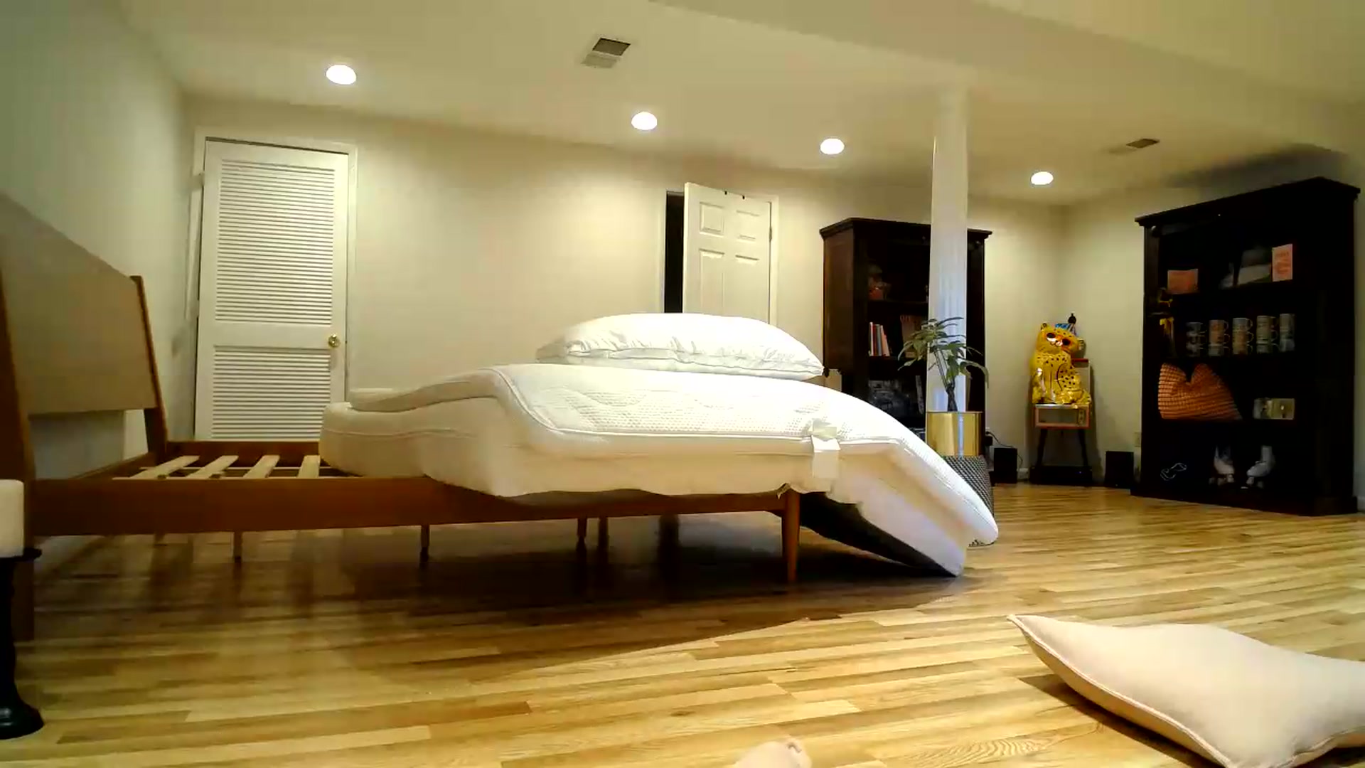 Gallery image thumbnail from KennedyLovee's myfreecams stream on, 09/07/2026, 21:48 image 7 of 20