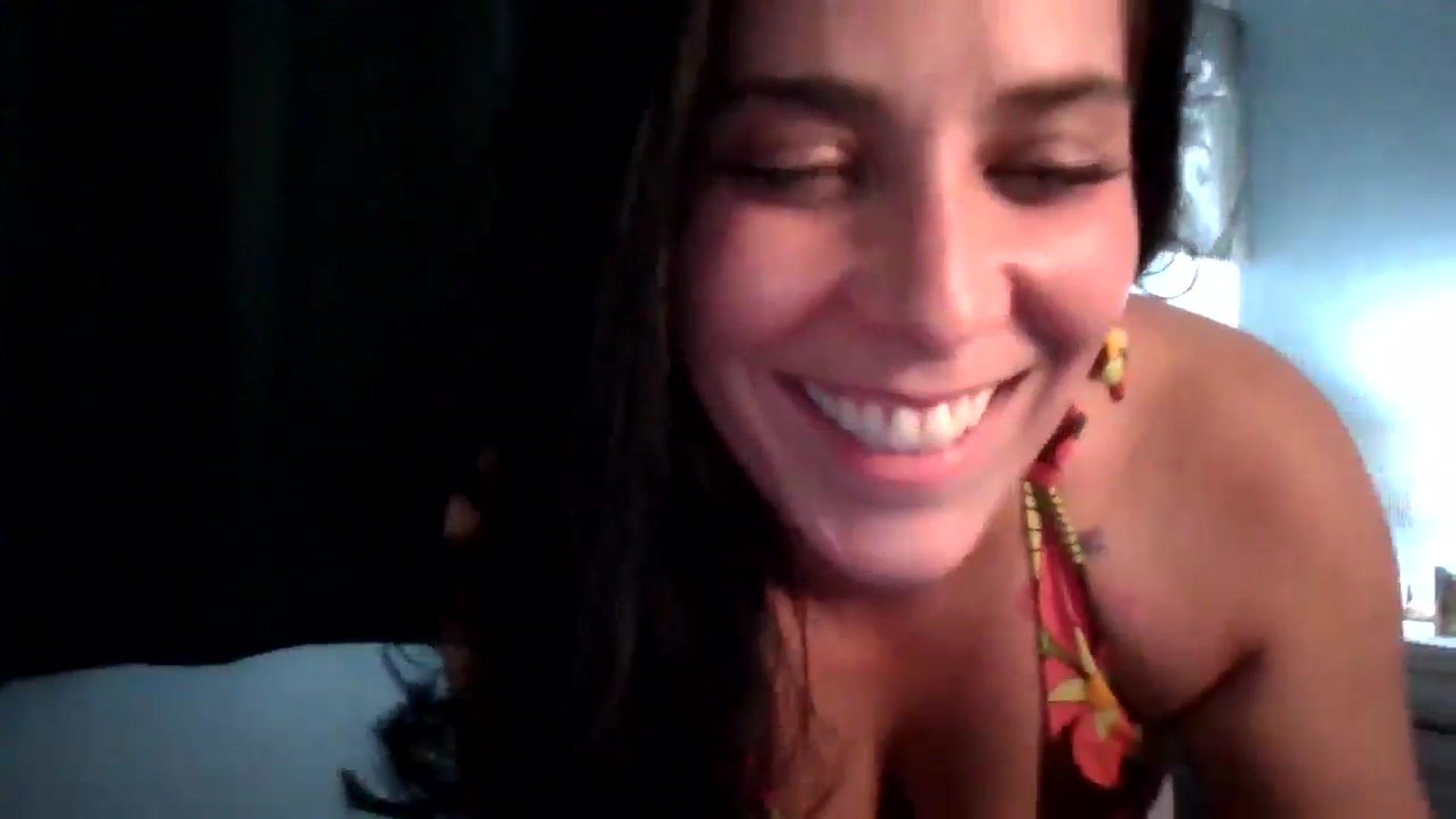 Gallery image thumbnail from Kennedy_River's myfreecams stream on, 07/25/2024, 24:00 image 6 of 20