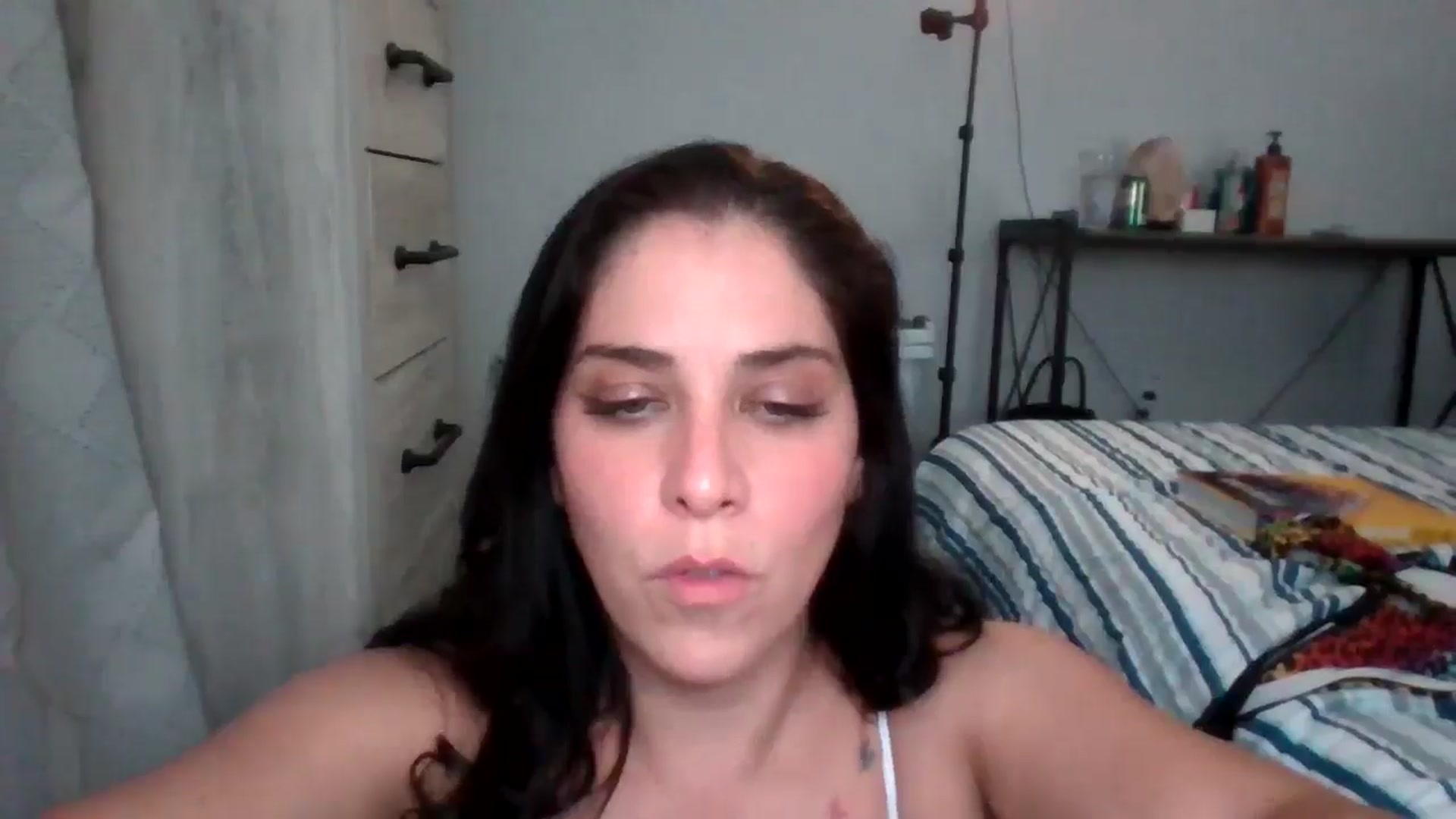 Gallery image thumbnail from Kennedy_River's myfreecams stream on, 07/25/2024, 24:00 image 4 of 20