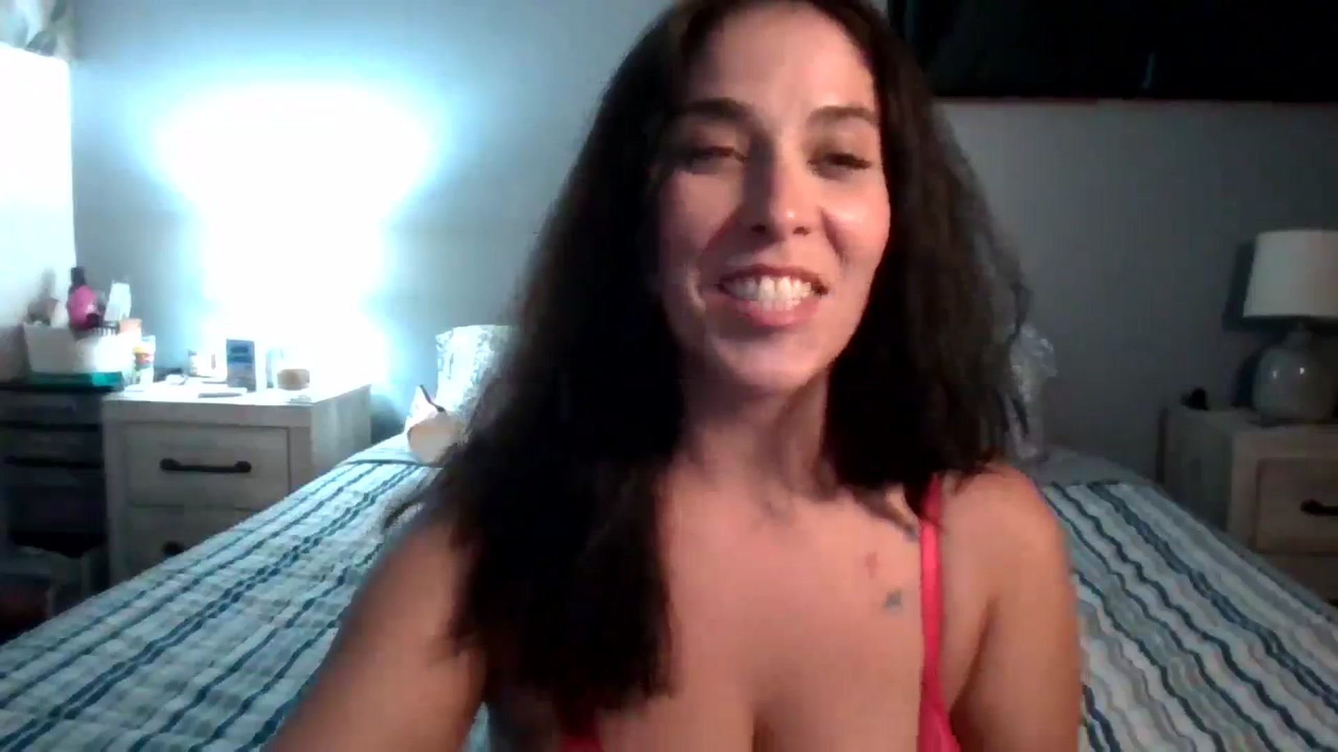 Gallery image thumbnail from Kennedy_River's myfreecams stream on, 07/26/2024, 21:07 image 20 of 20