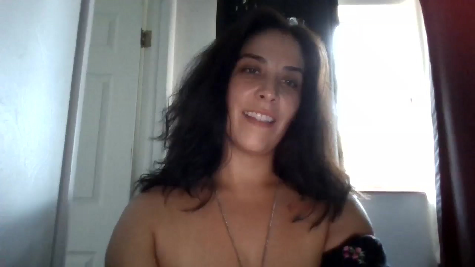 Gallery image thumbnail from Kennedy_River's myfreecams stream on, 08/07/2024, 18:01 image 9 of 20