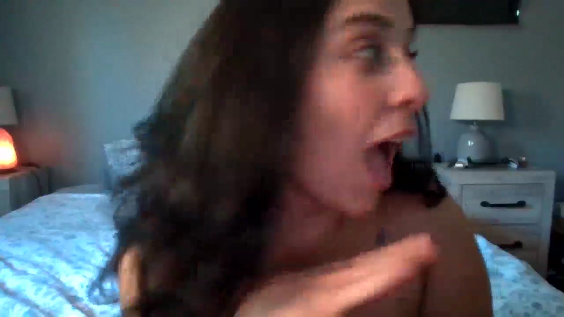 Gallery image thumbnail from Kennedy_River's myfreecams stream on, 08/16/2024, 22:40 image 10 of 20