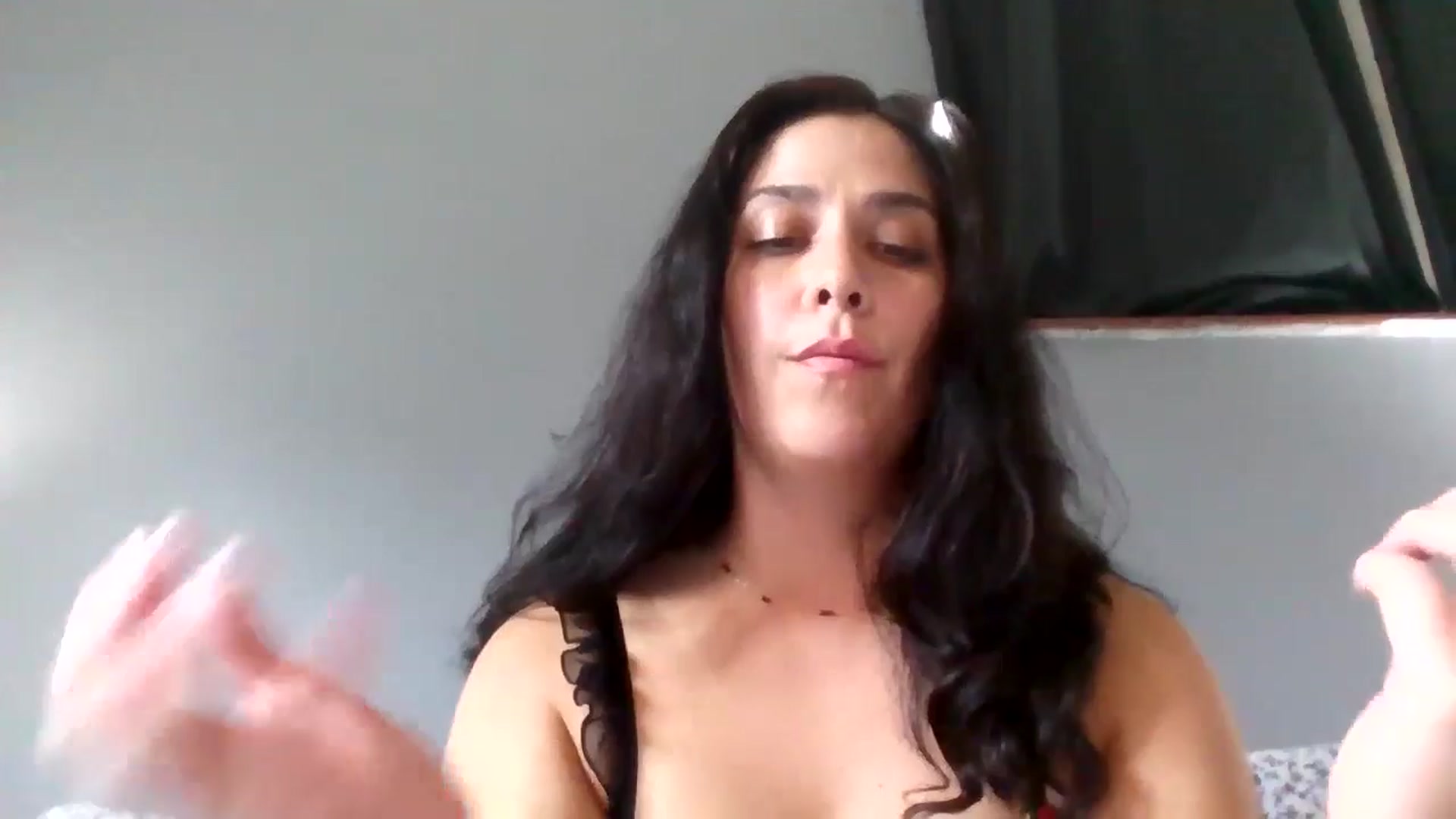 Gallery image thumbnail from Kennedy_River's myfreecams stream on, 08/26/2024, 20:29 image 17 of 20