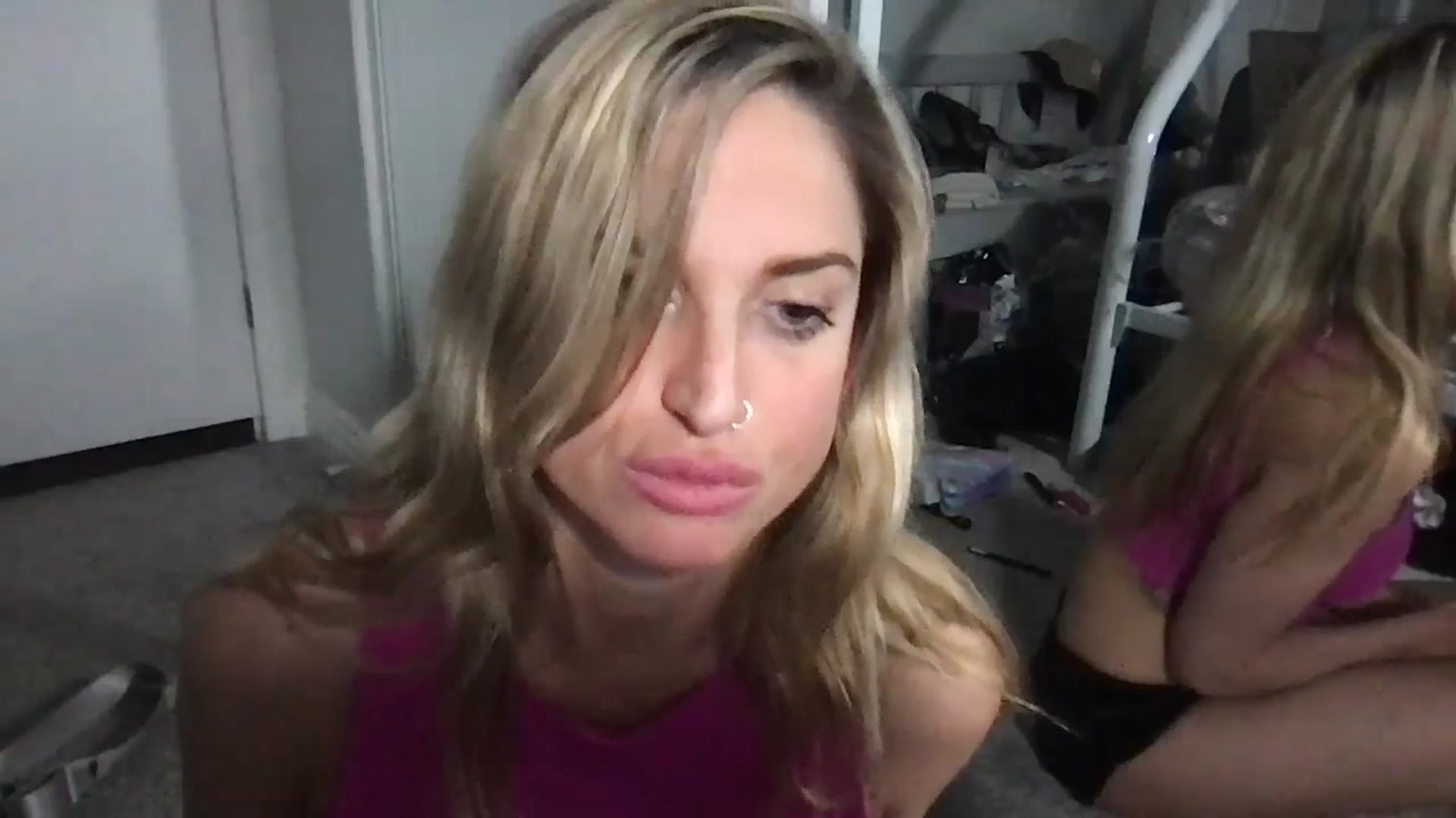 Gallery image thumbnail from Kennyxo's myfreecams stream on, 06/27/2025, 10:07 image 19 of 20