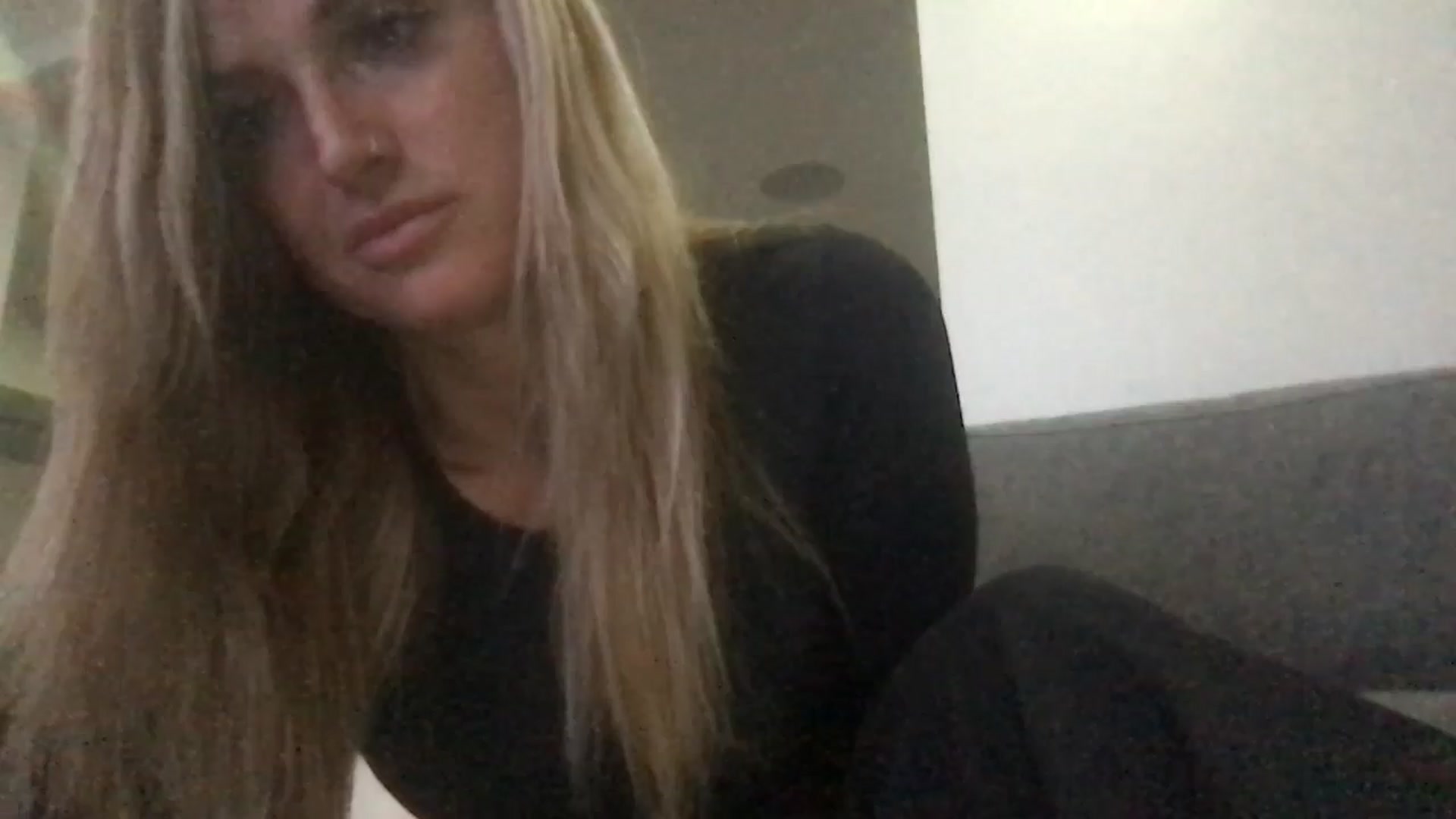 Gallery image thumbnail from Kennyxo's myfreecams stream on, 07/17/2025, 06:29 image 5 of 20