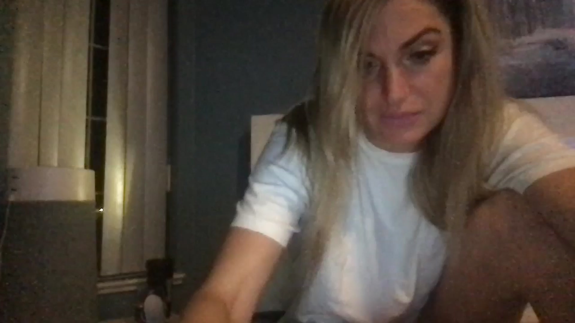 Gallery image thumbnail from Kennyxo's myfreecams stream on, 07/17/2025, 07:41 image 3 of 20