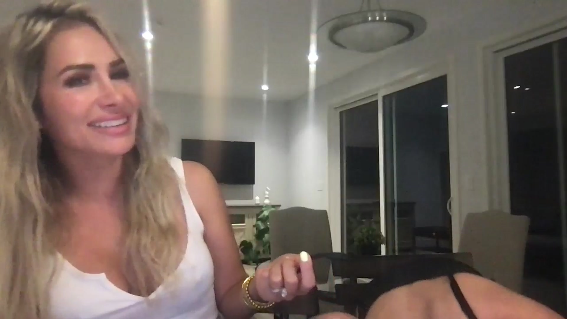 Gallery image thumbnail from Kennyxo's myfreecams stream on, 07/22/2025, 05:59 image 2 of 20