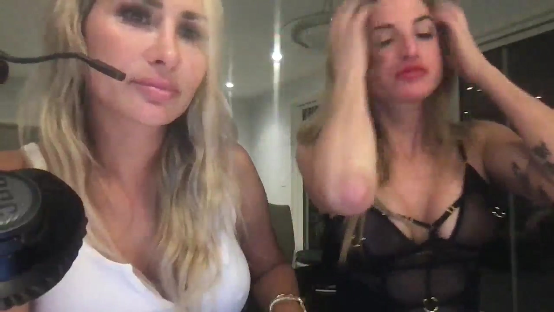 Gallery image thumbnail from Kennyxo's myfreecams stream on, 07/22/2025, 05:59 image 12 of 20
