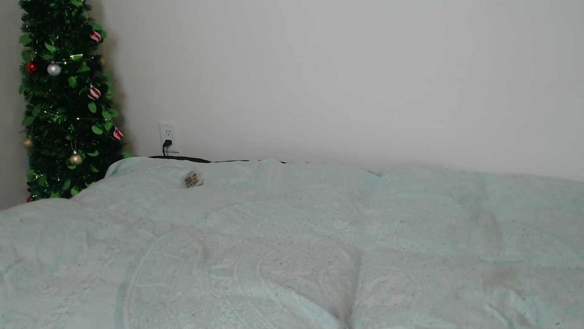 Gallery image thumbnail from Kennyxo's myfreecams stream on, 11/24/2025, 02:26 image 12 of 20