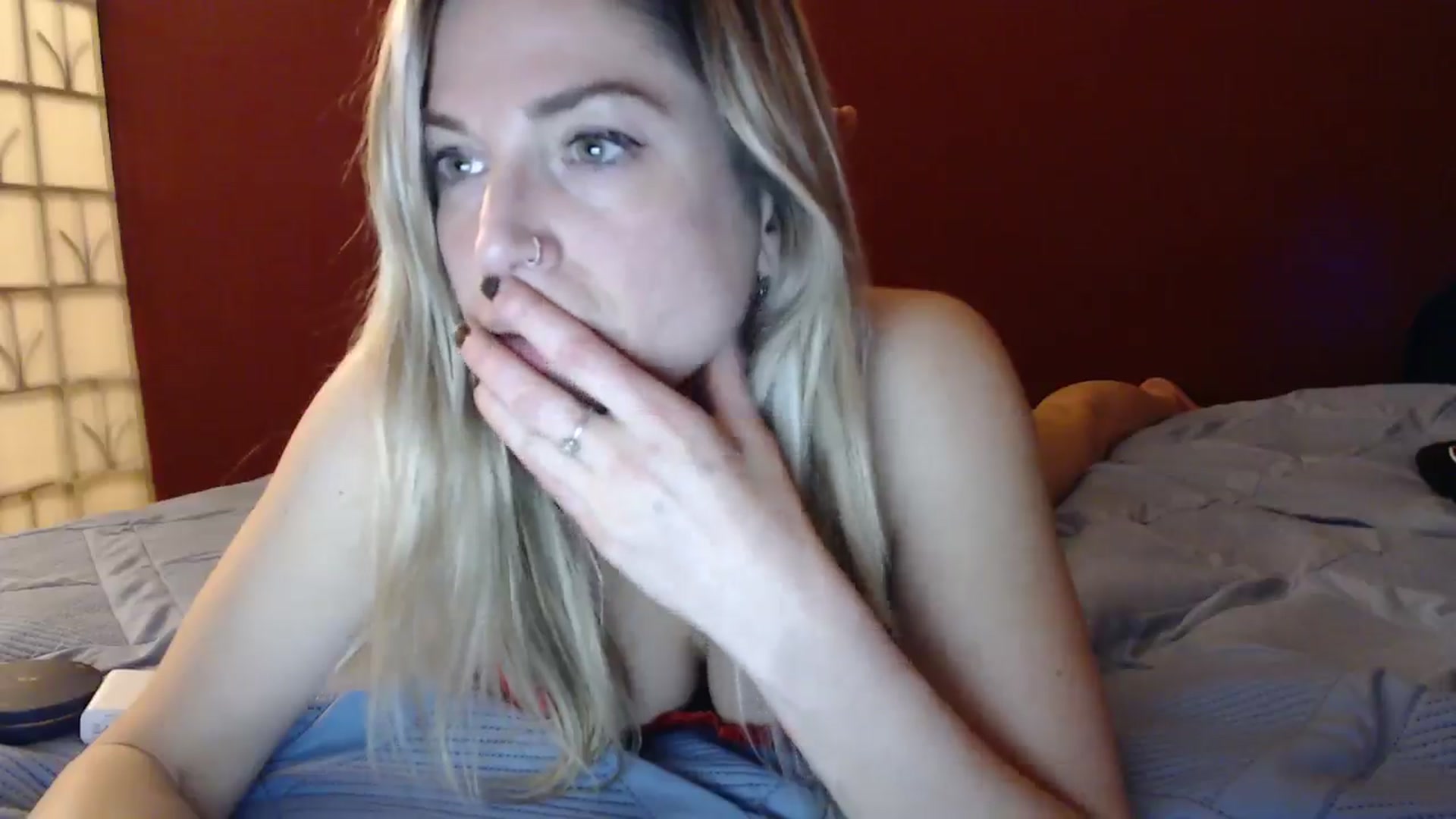 Gallery image thumbnail from Kennyxo's myfreecams stream on, 12/18/2025, 24:41 image 7 of 20