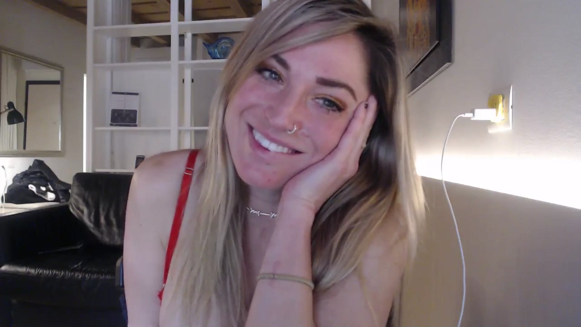Gallery image thumbnail from Kennyxo's myfreecams stream on, 12/20/2025, 09:25 image 19 of 20