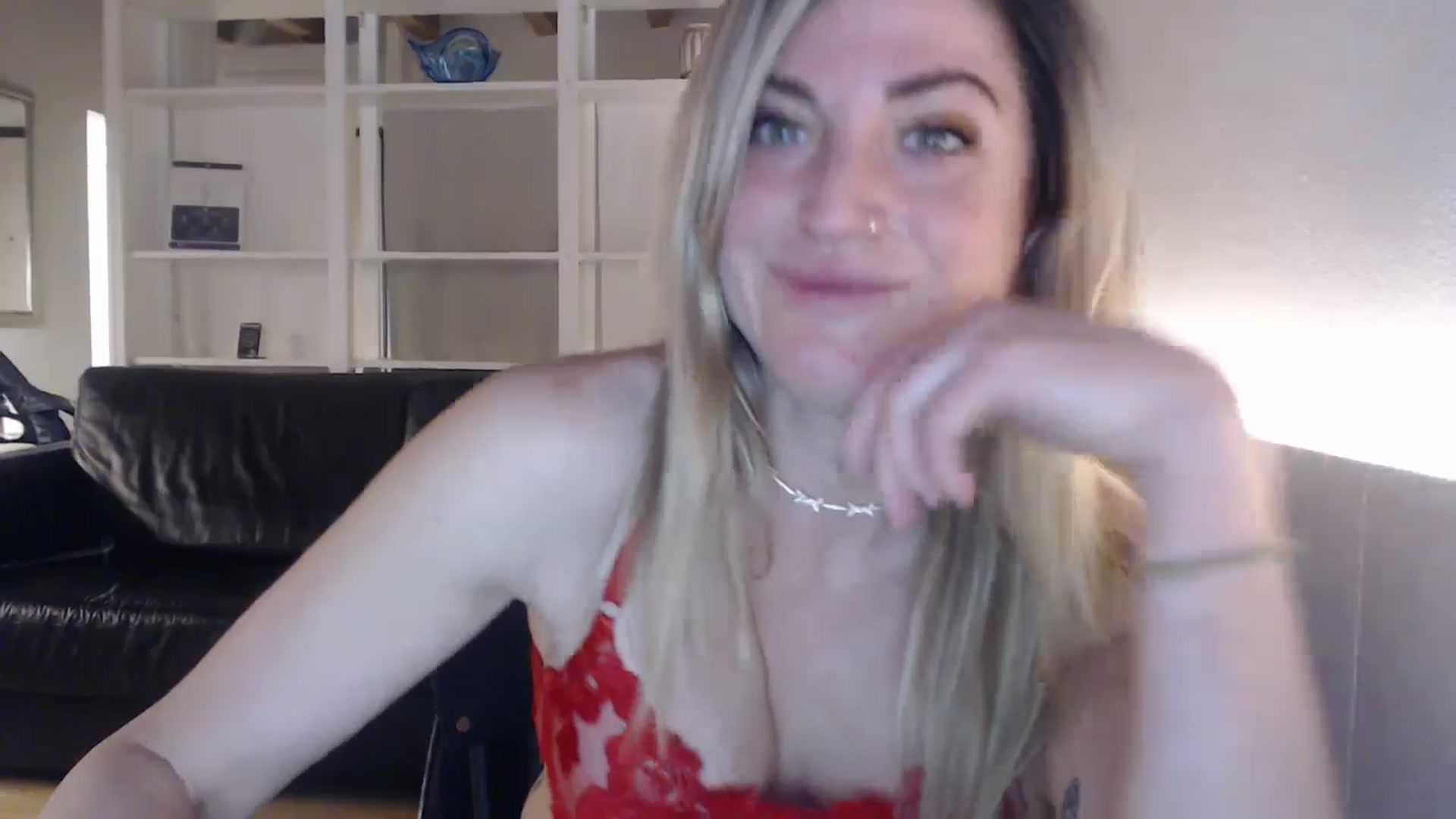 Gallery image thumbnail from Kennyxo's myfreecams stream on, 12/20/2025, 09:25 image 2 of 20